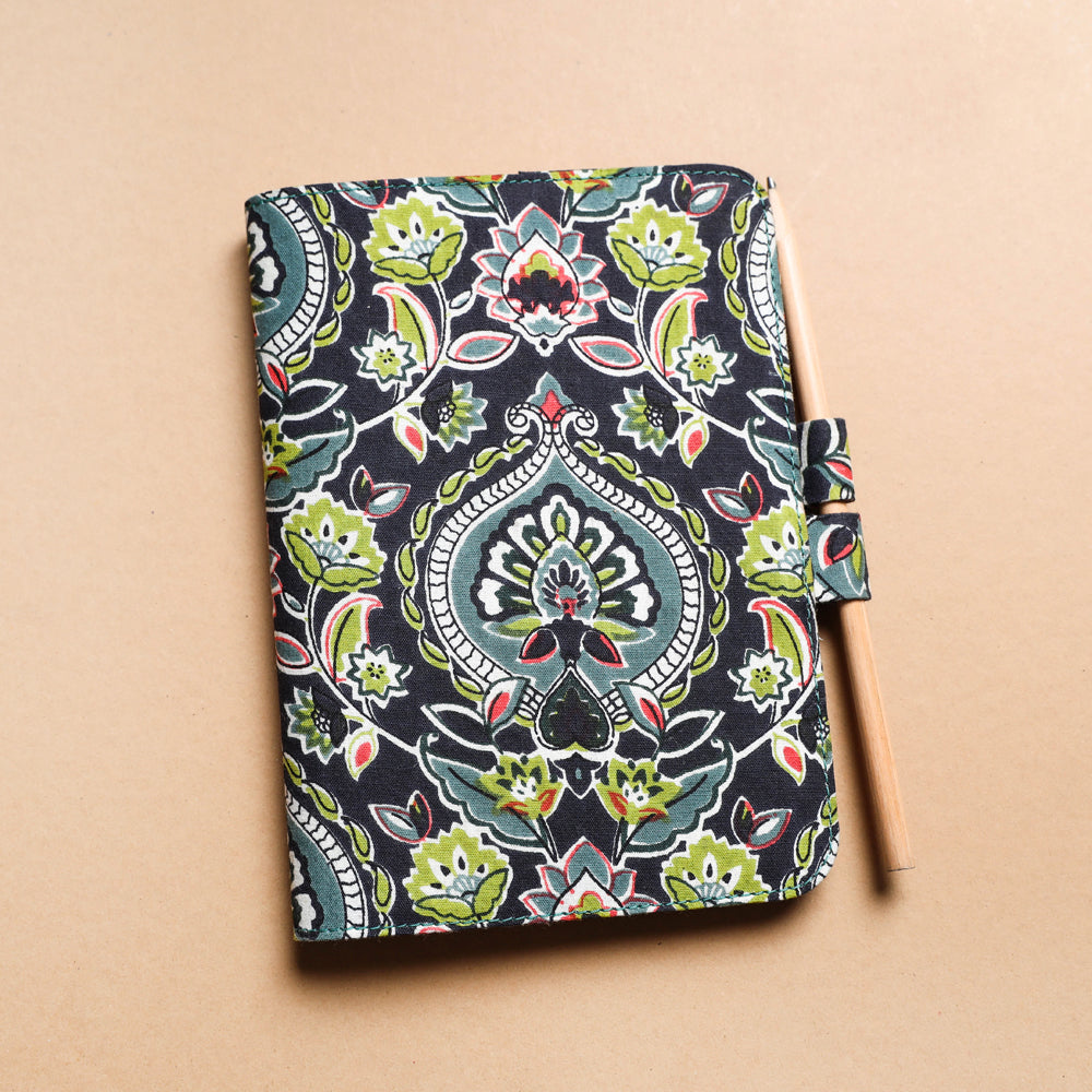SUKRITI INPRINT Black - Sukriti Handmade Classic Notebook with Pencil (Large)