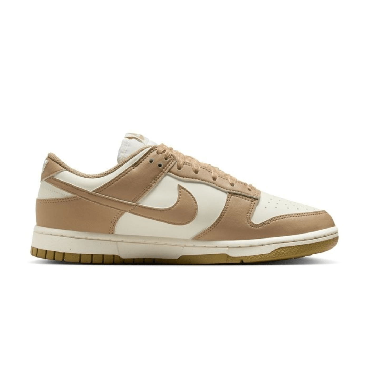 HYPE ELIXIR Nike Dunk Low Next Nature Parachute Beige