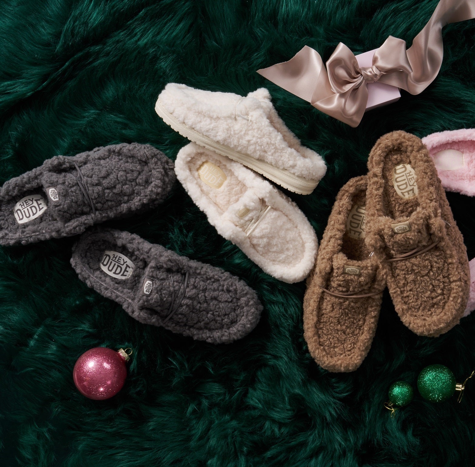 HEYDUDE shoes Wally Slipper - Cozy Timber Wolf - view 2