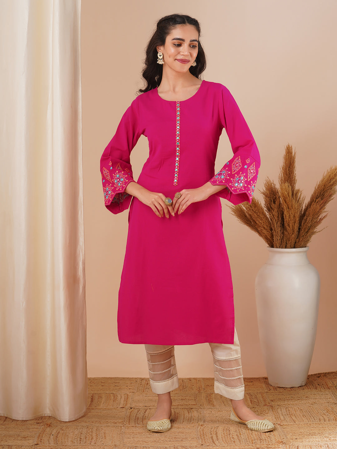 FASHOR Solid Ethnic Embroidered Straight Fit Kurta - Pink - view 3