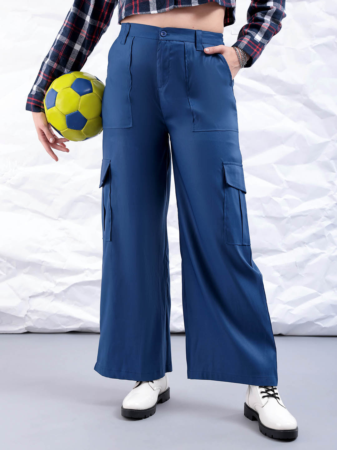 Freehand by The Indian Garage Co Women's Blue Flare Solid Elasticated Cargo Trouser