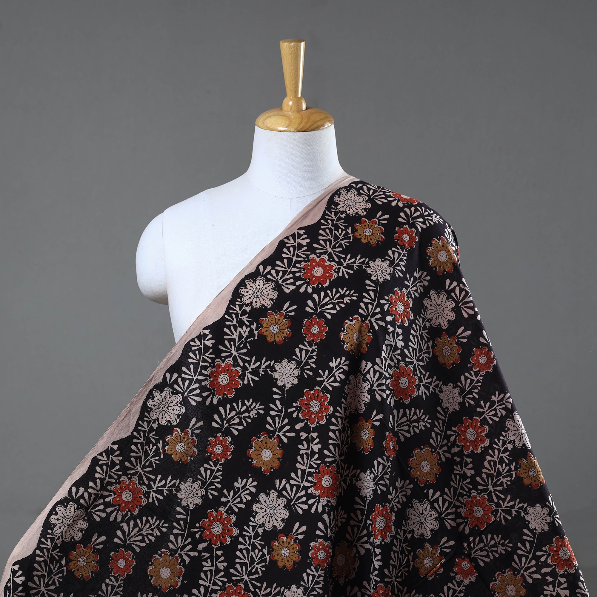 BAGRU DABU PRINTS Black - Bagru Dabu Print Fabric in Cotton 05