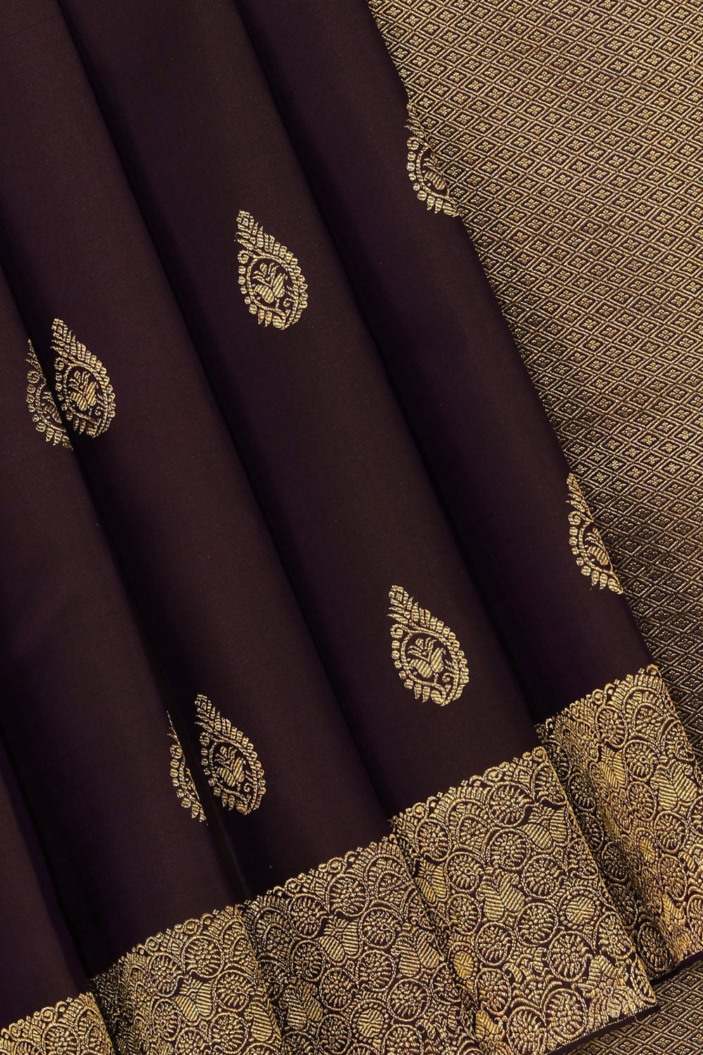 Kalanjali Gorgeous Violet Saree – Women's - view 2