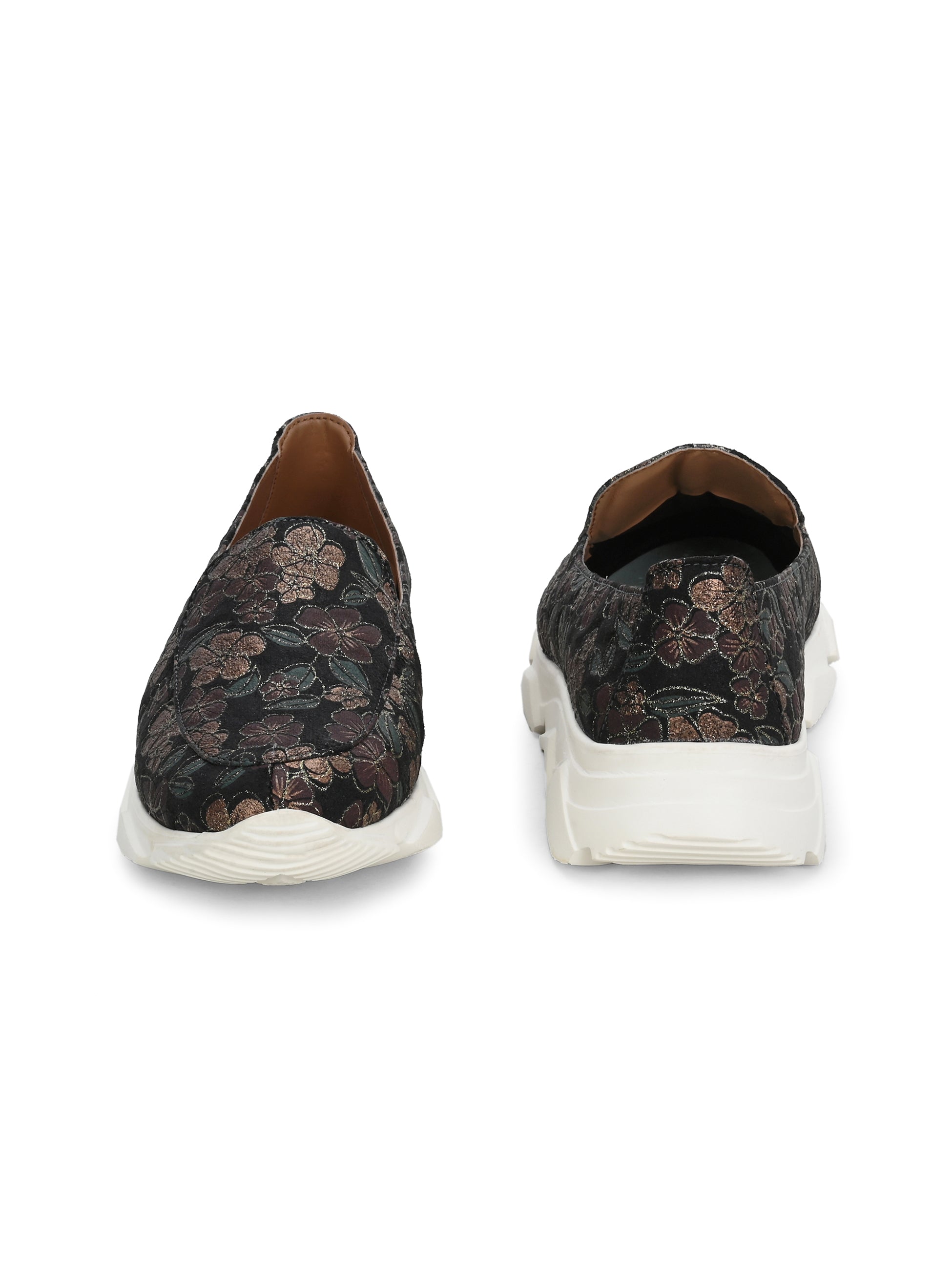 ladybossbyegoss Sneakers by Lady Boss x Egoss - view 7