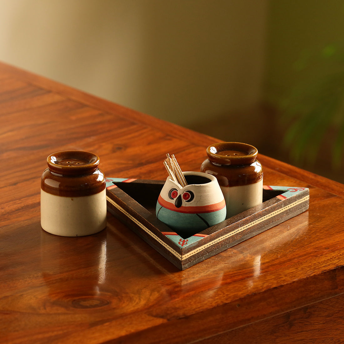 Handglazed salt pepper – EXCLUSIVELANE 'Desert Owl-Jar Pack' Handglazed Salt & Pepper Shaker Set With Toothpick Holder & Tray