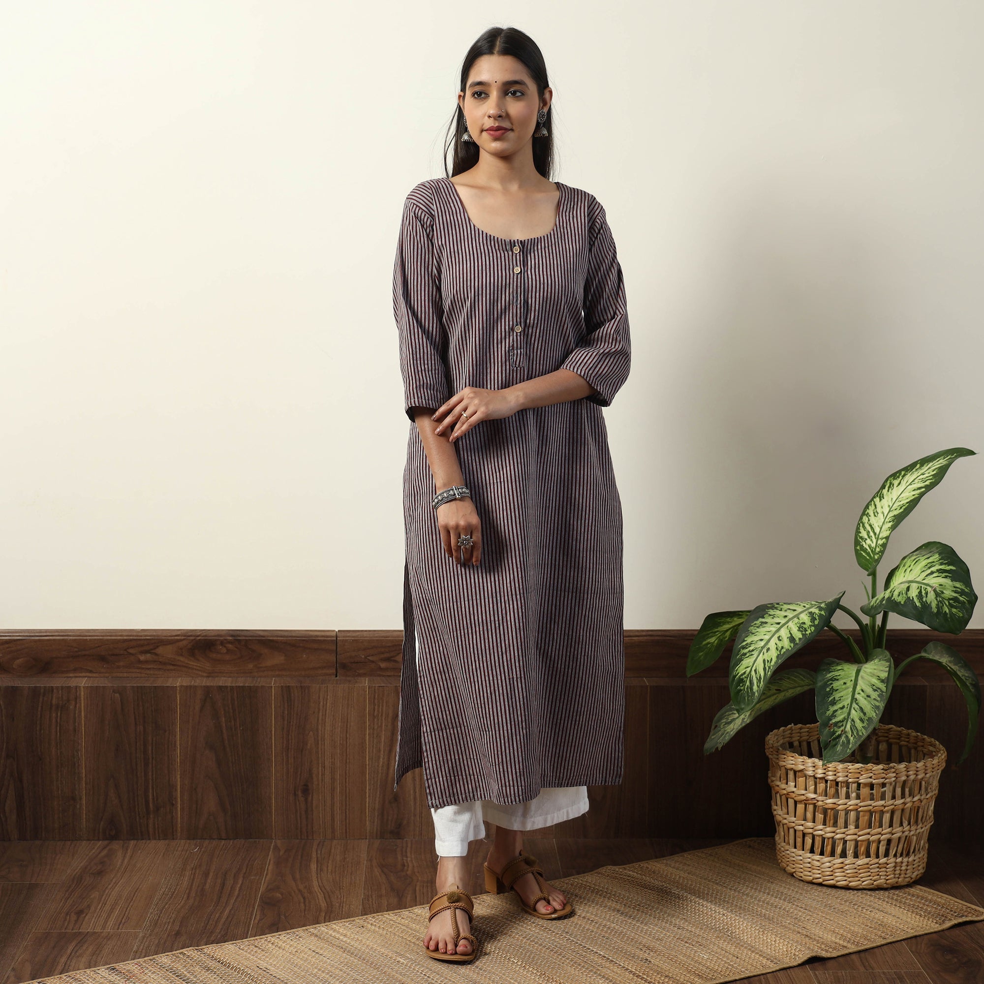 ITOKRI CASUALS Brown - Jhiri Handloom Cotton Straight Long Kurta - view 3