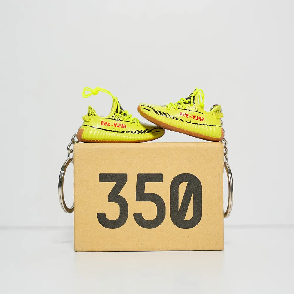 Kicks Machine 3D Sneaker Keychain With Box - Yeezy Semi Frozen