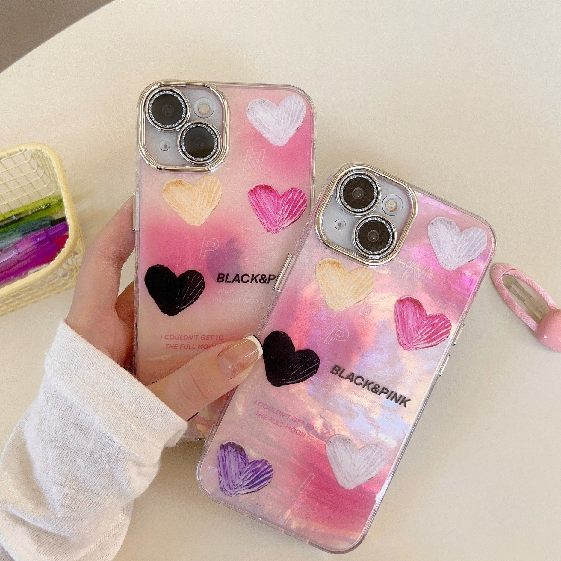 Peeperly Love Armor Heart Pattern Case – No Color - view 7