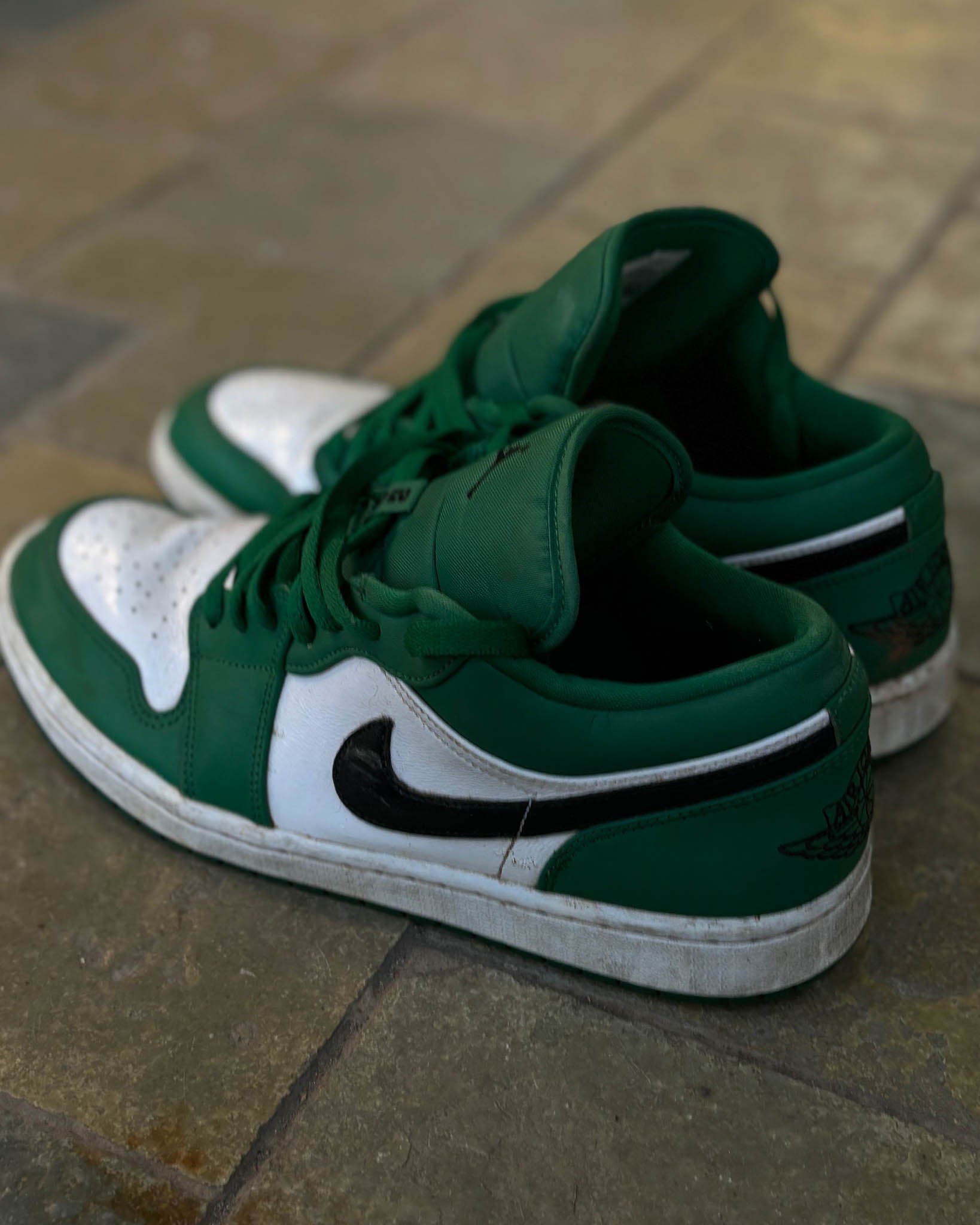 Nike Air Jordan 1 Low "Pine Green" Sneakers - view 2