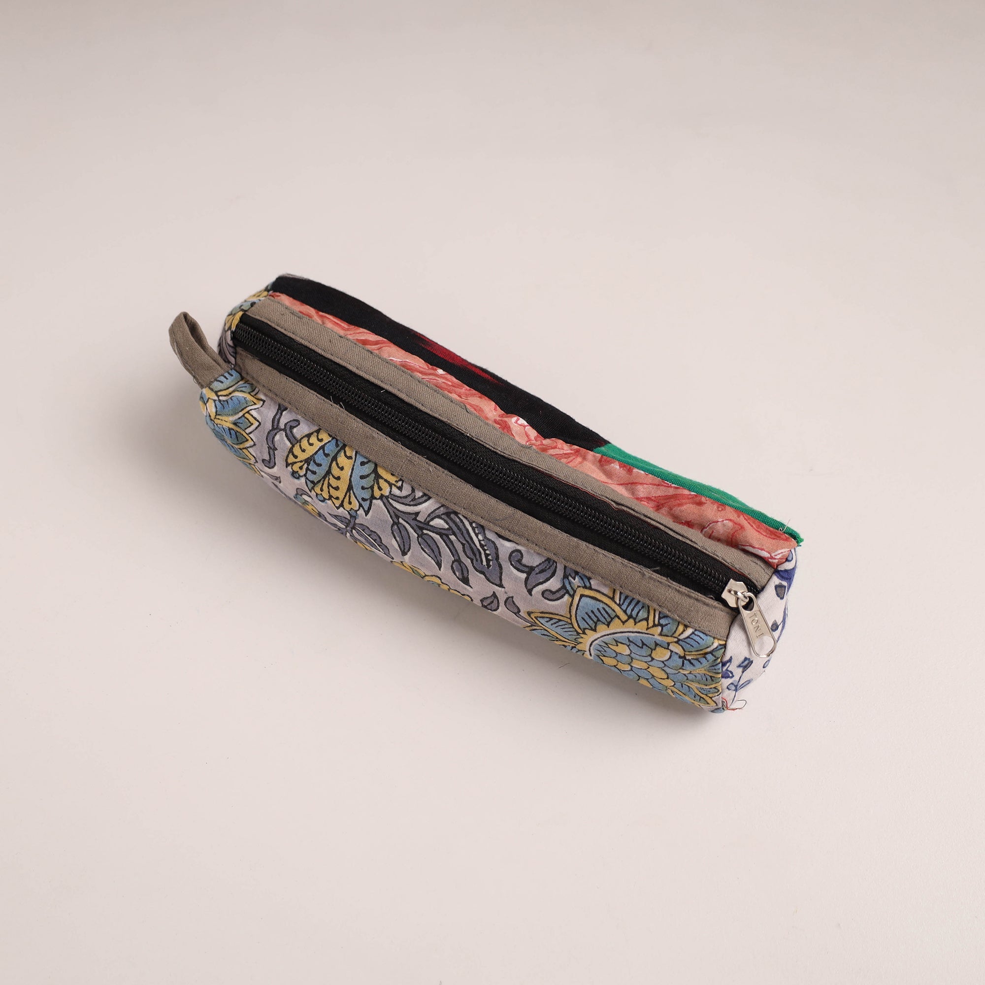 NOORI BAZAR Handcrafted Quilted Cotton Multipurpose Pencil Pouch 52