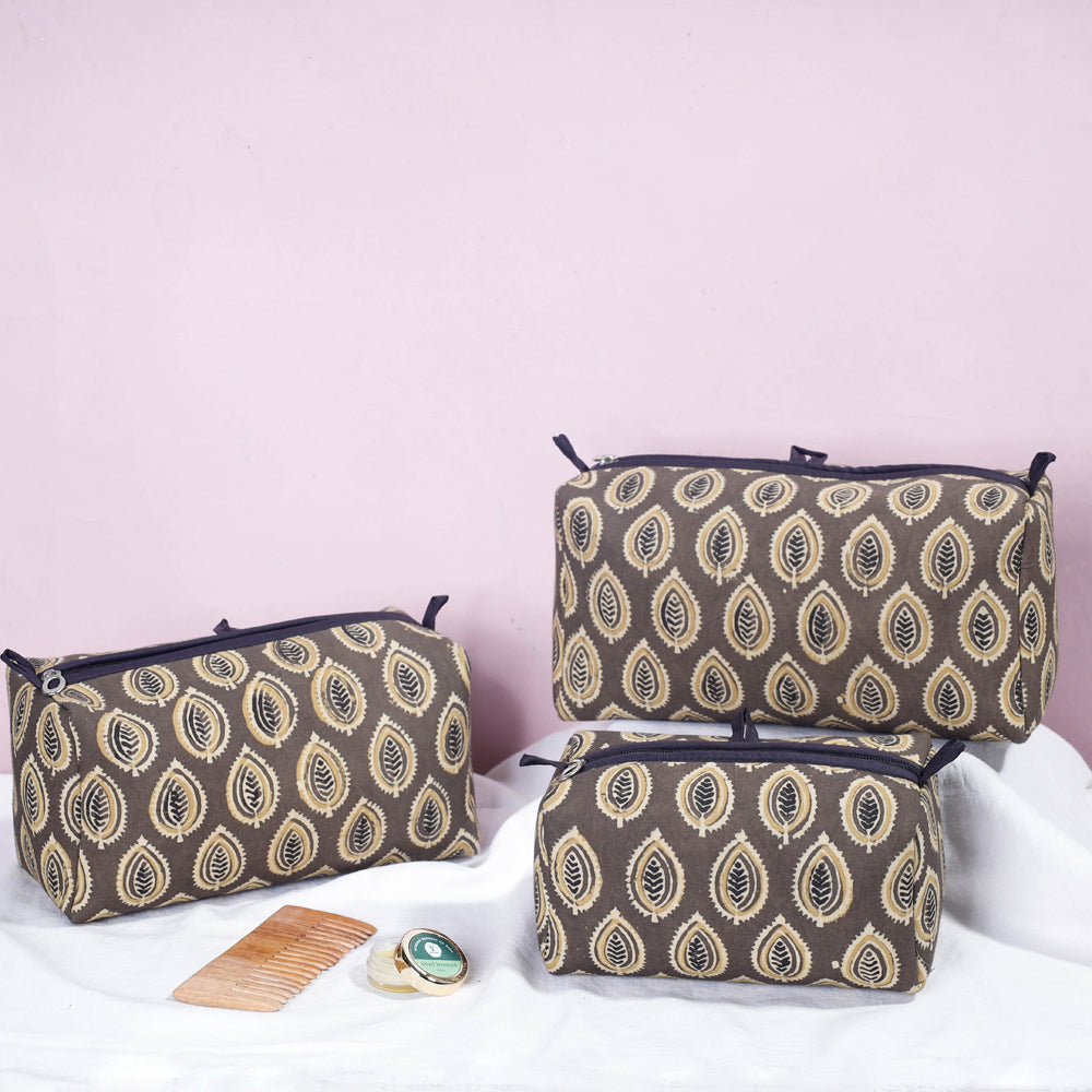 ITOKRI CRAFTS INITIATIVE Brown - Ajrakh Block Printed Cotton Toiletry Bags (Set of 3)