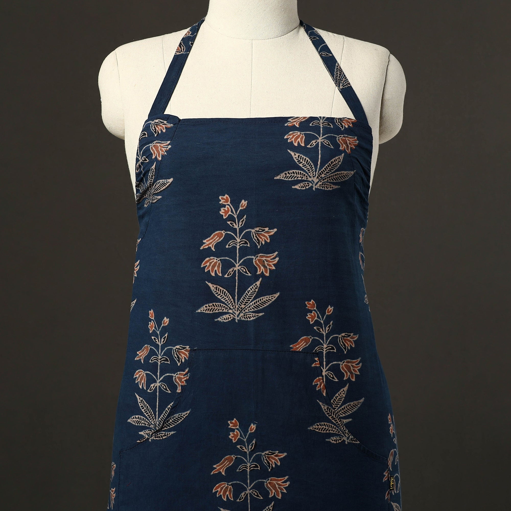 JALPARI Ajrakh Block Print Cotton Apron with Pocket 51 - view 2