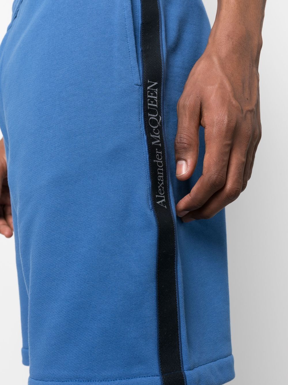 Alexander McQueen logo-tape jersey shorts - view 4