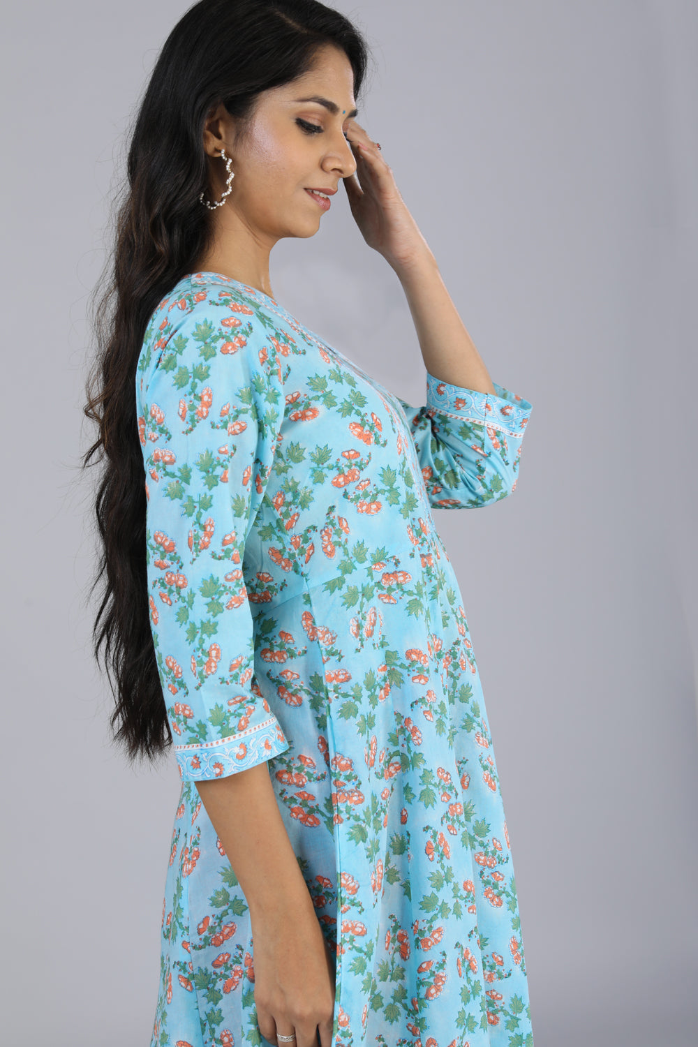 Kalanjali Ethnics Handblock printed Anarkali and dupatta set - view 7