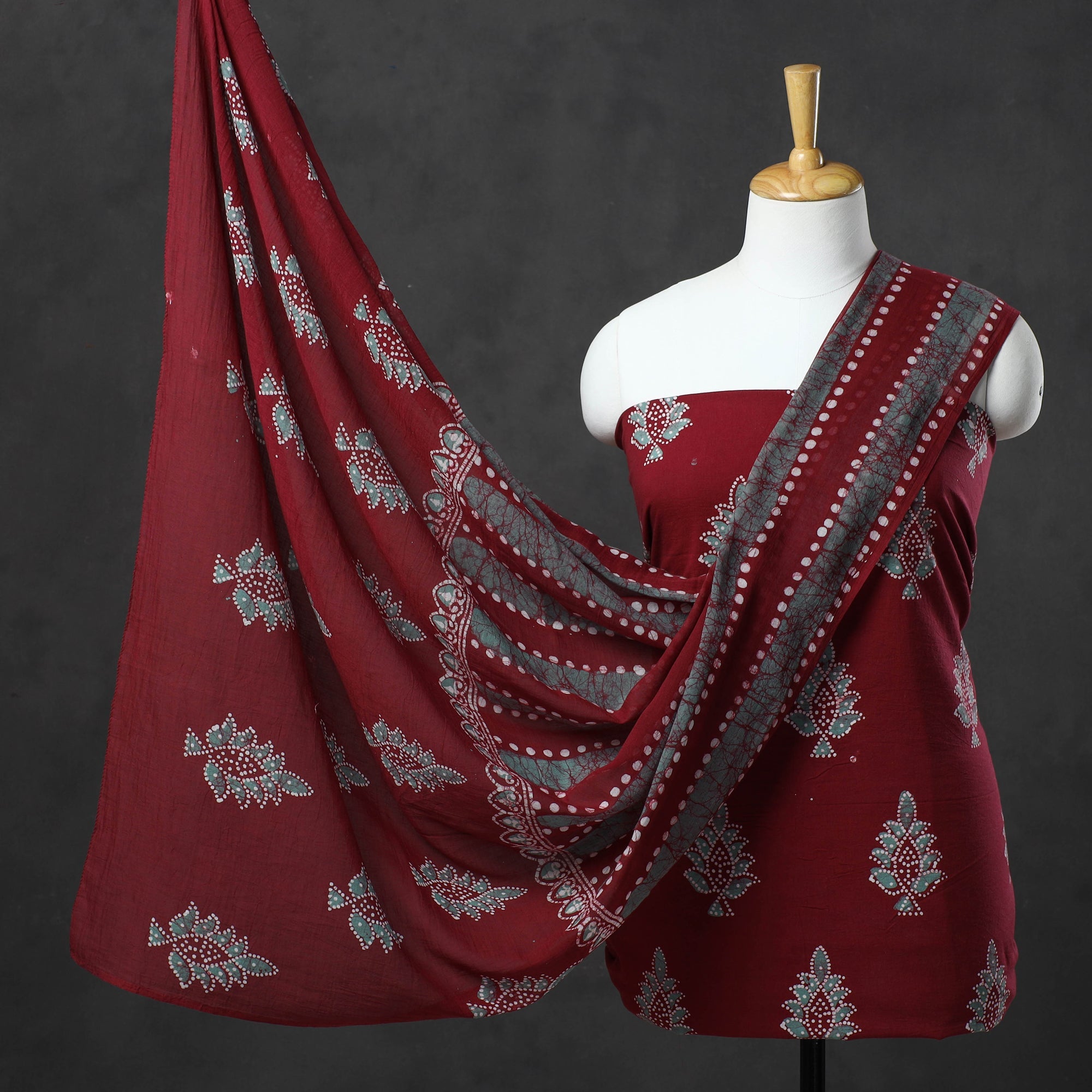 KACHCHH JI CHHAAP Kutch Print Cotton 3pc Batik Dress Material 74