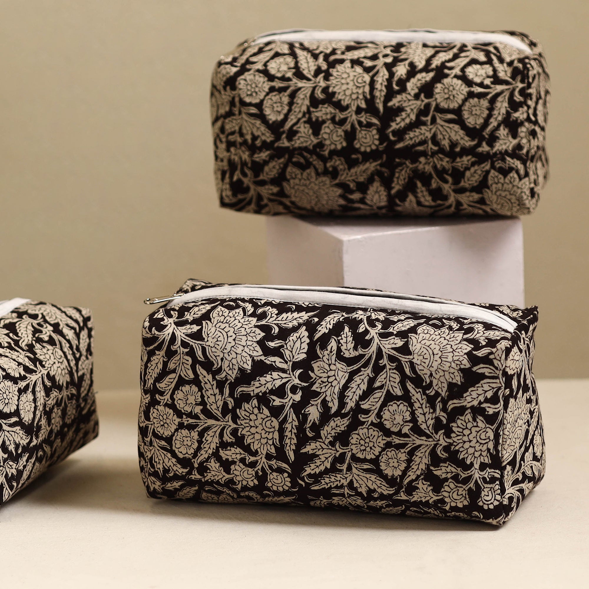NOORI BAZAR Black - Handmade Cotton Toiletry Bags (Set of 3) 29 - view 3