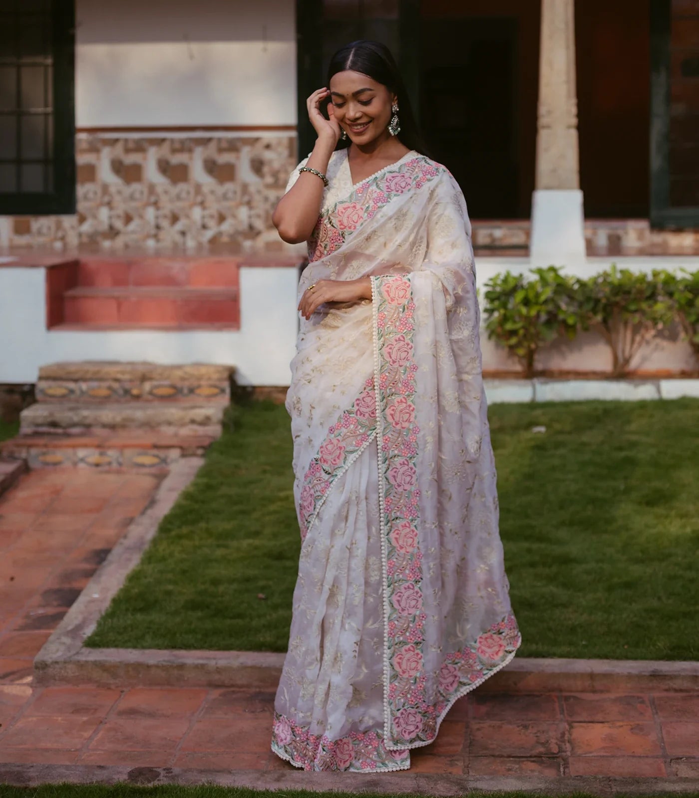 RmKV Cream Woven Organza Silk Saree With Embroidered Floral Motifs