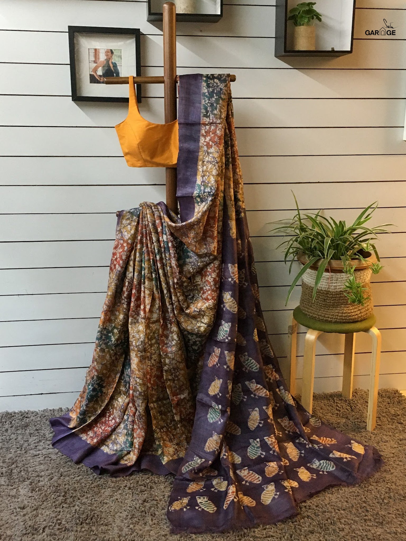 Women's sarees – suta.in Gar-2735 – Women's