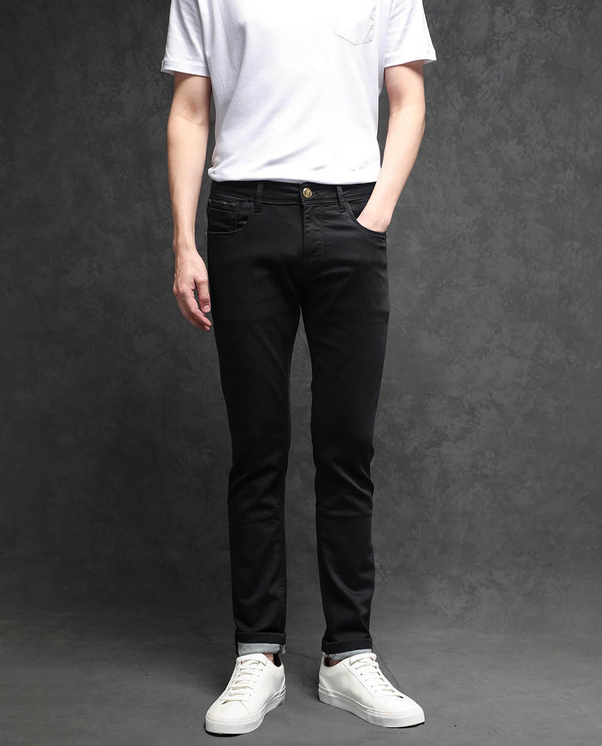 Rare Rabbit Men's Satinx Black Rinse Wash Mid-Rise Slim Fit Jeans