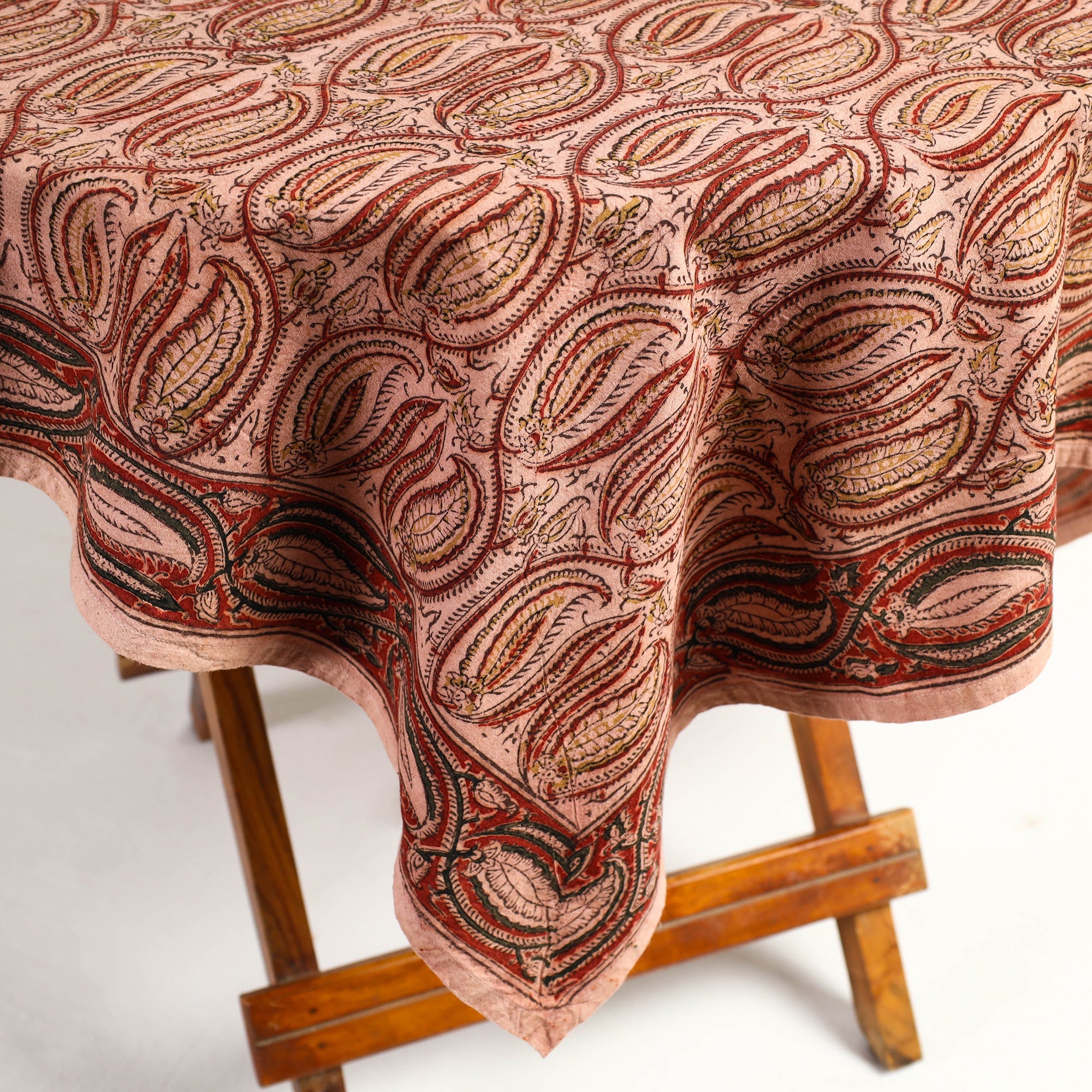 PITCHUKA SRINIVAS KALAMKARI PEDANA Beige - Original Pedana Kalamkari Block Printed Cotton Table Cover (46 x 43 in) - view 2