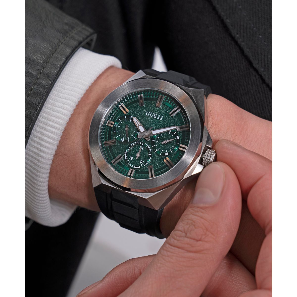 Guess Dashboard Men Quartz Green Dial Multi-Function Silicone Watch GW0799G3 - view 7