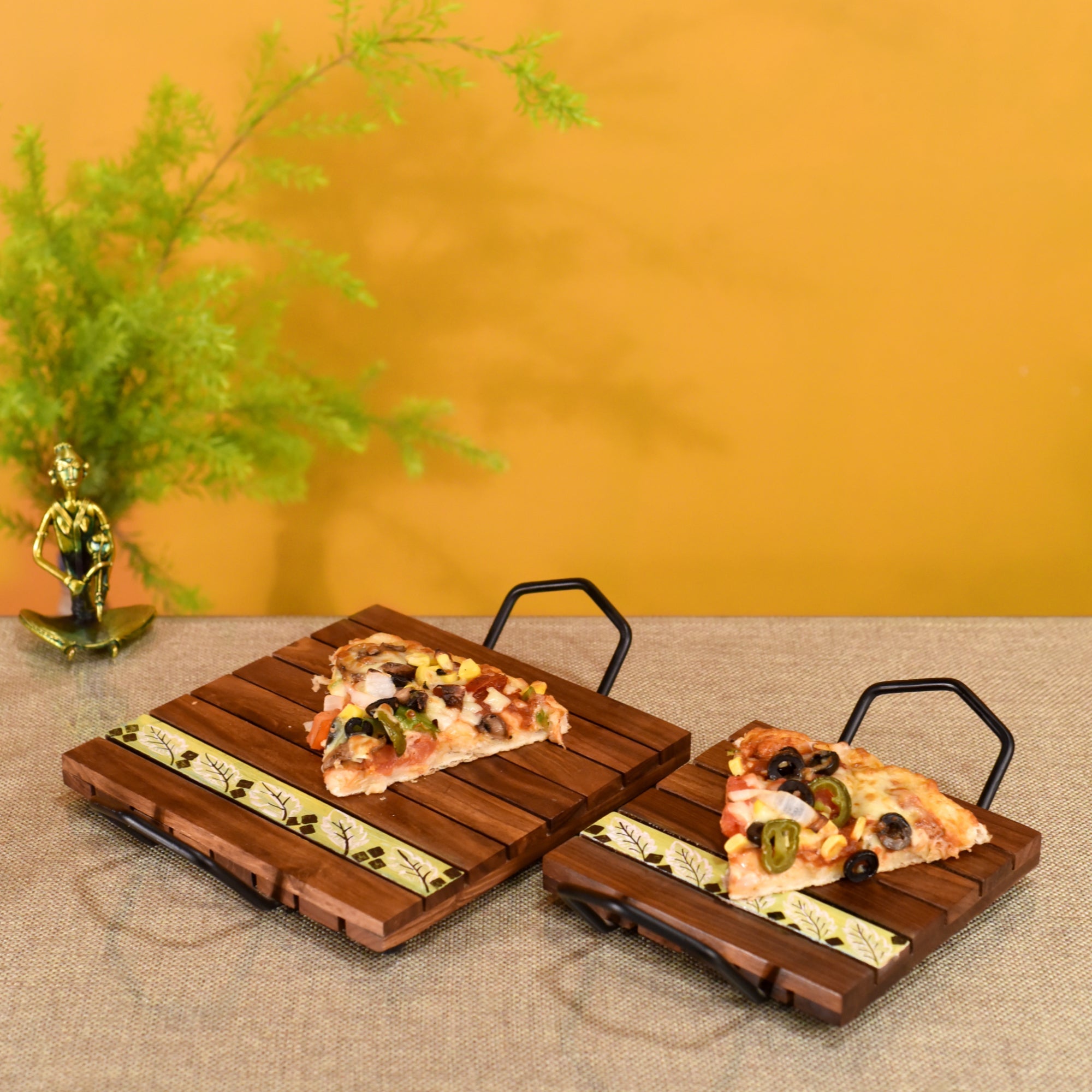 ART CREATIONS BY SUMAN SONTHALIA 'Leaf of Nature' Snacking Trays in Rosewood-Set of 2