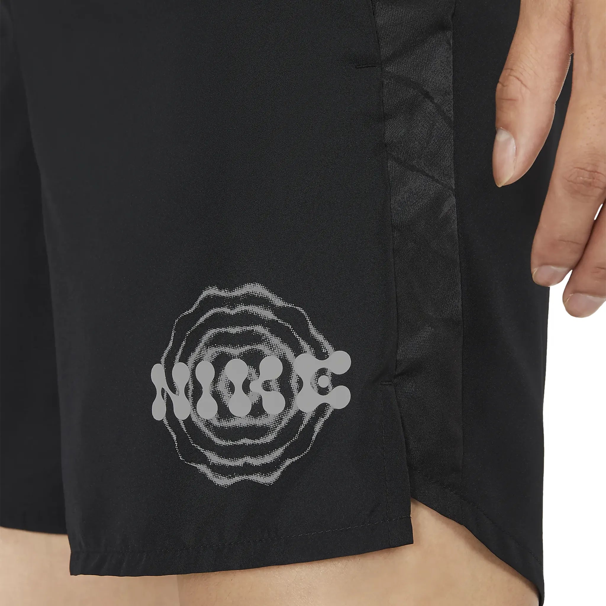 Nike Dri-Fit Wild Run Challenger DNA 7-Inch Black Running Shorts - view 8