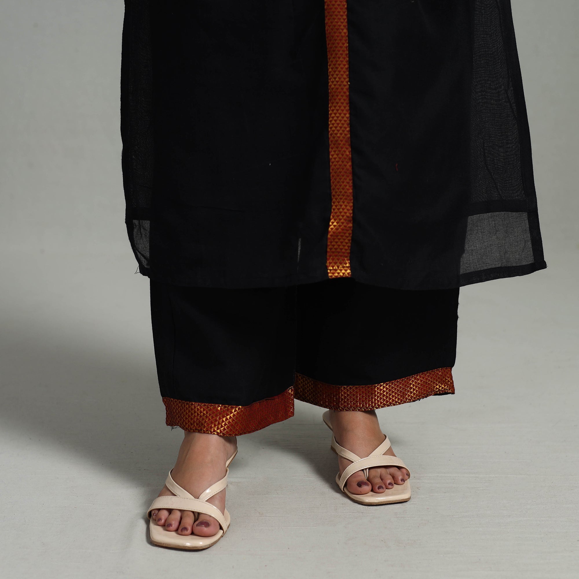 ITOKRI CASUALS Black - Cotton Dharwad Kurta Set with Palazzo & Dupatta 07 - view 8
