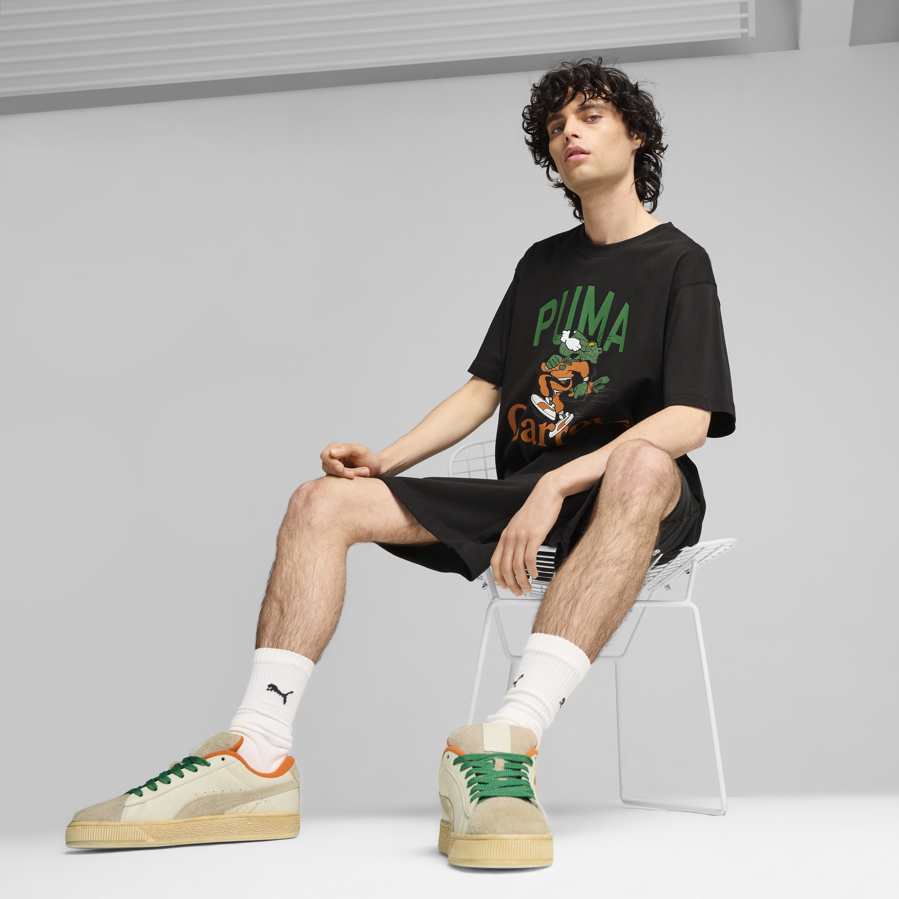 PUMA | x CARROTS RELAXED FIT GRAPHIC TEE { BLACK - view 7