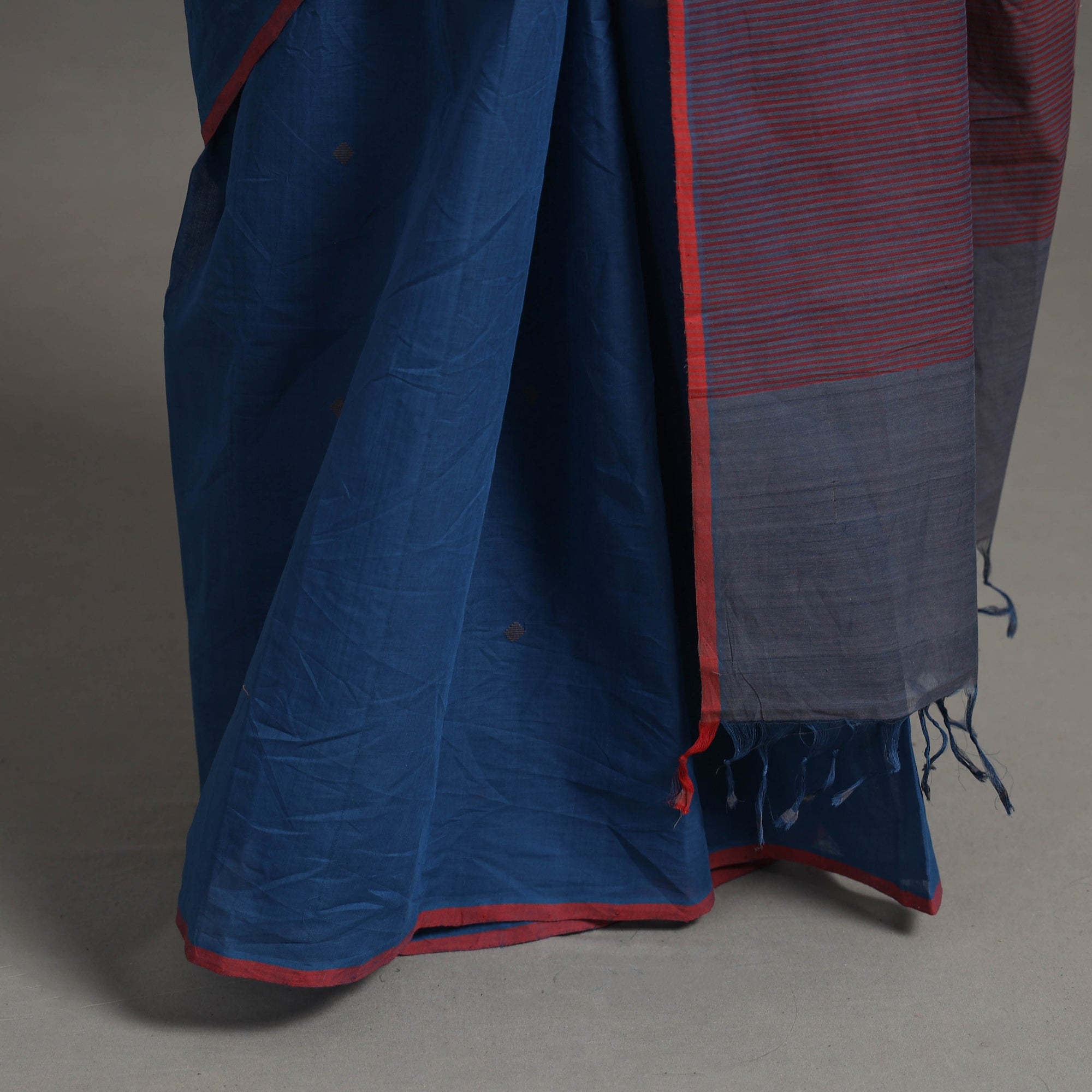 CHITRIKA Blue - Half and Half Buta Cotton Handloom Saree 120 - view 6