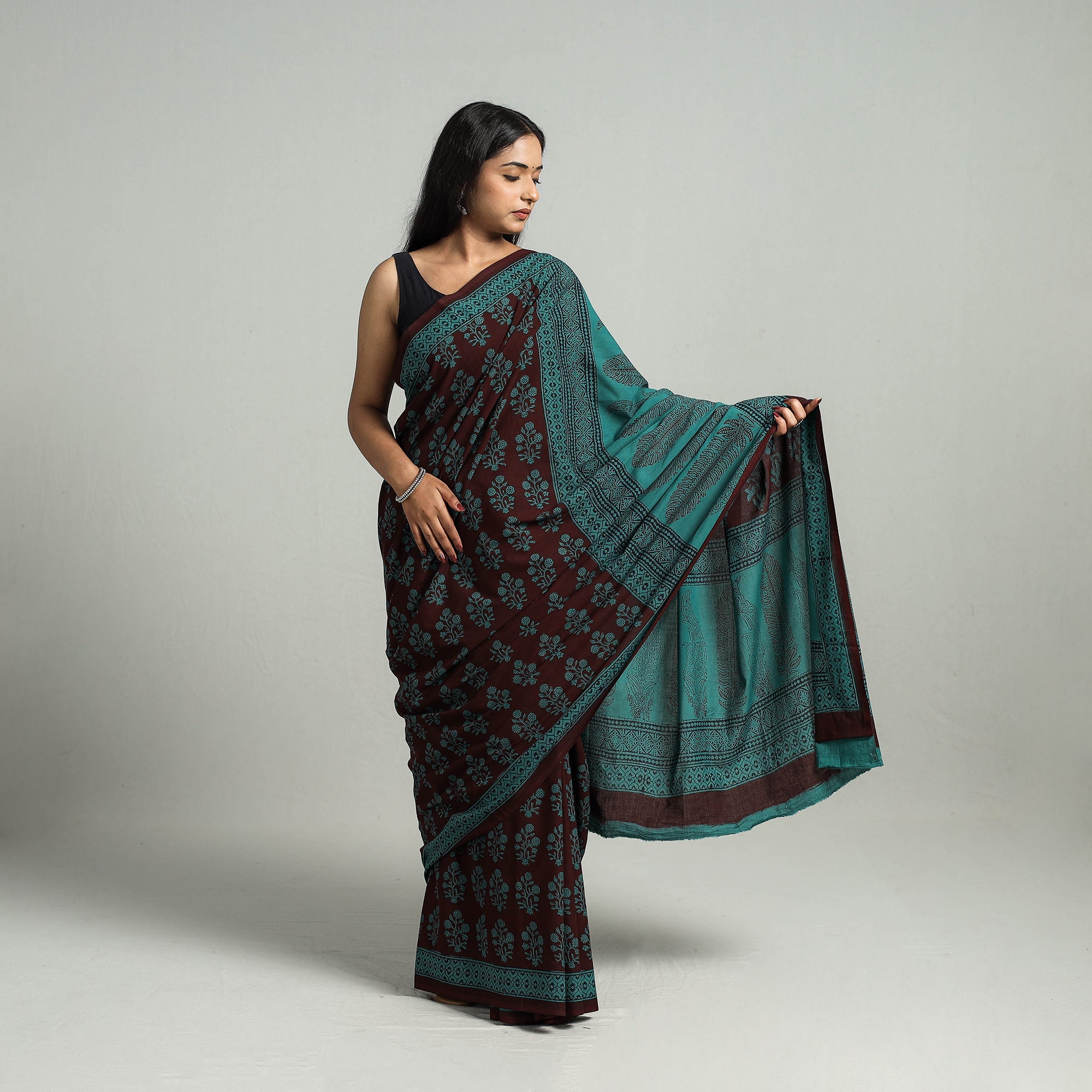 BAGH PRINTS BY MOHAMMED BILAL KHATRI Brown - Natural Dyed Bagh Print Cotton Saree with Blouse Piece 11 - view 2