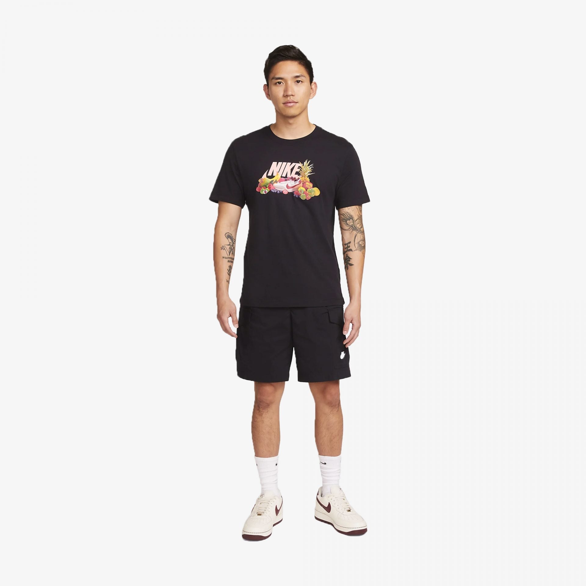 Nike | SPORTSWEAR T-SHIRT { BLACK - view 3