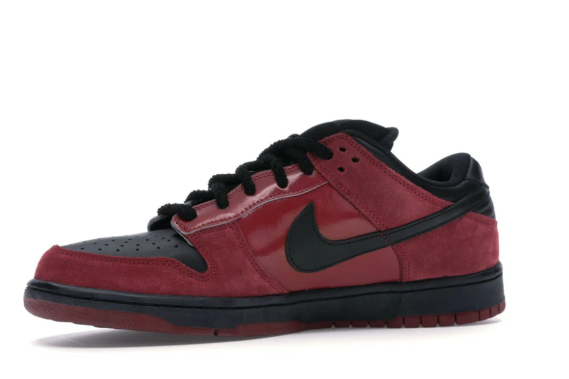 Nike SB Dunk Low 'Milli Vanilli' – Red - view 16
