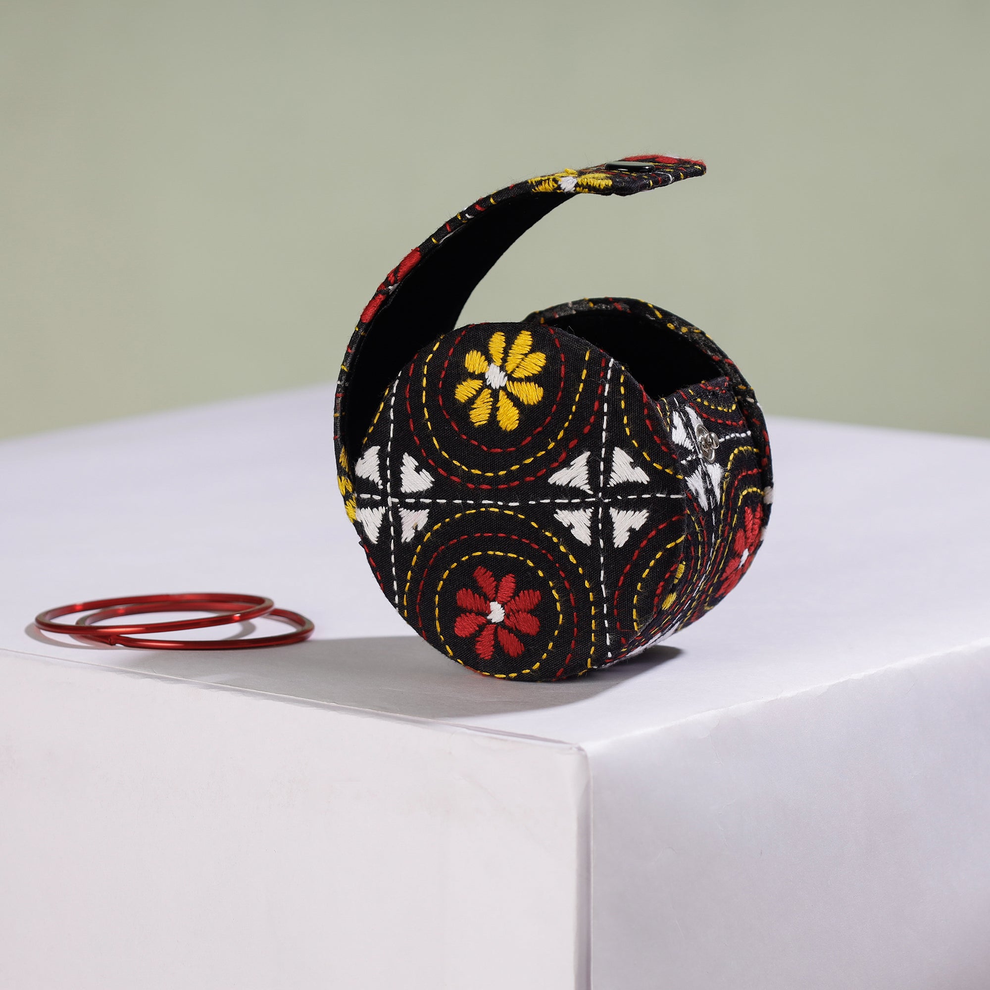 ASALKAAR Bengal Kantha Work Handcrafted Bangle Box (Small) - view 2