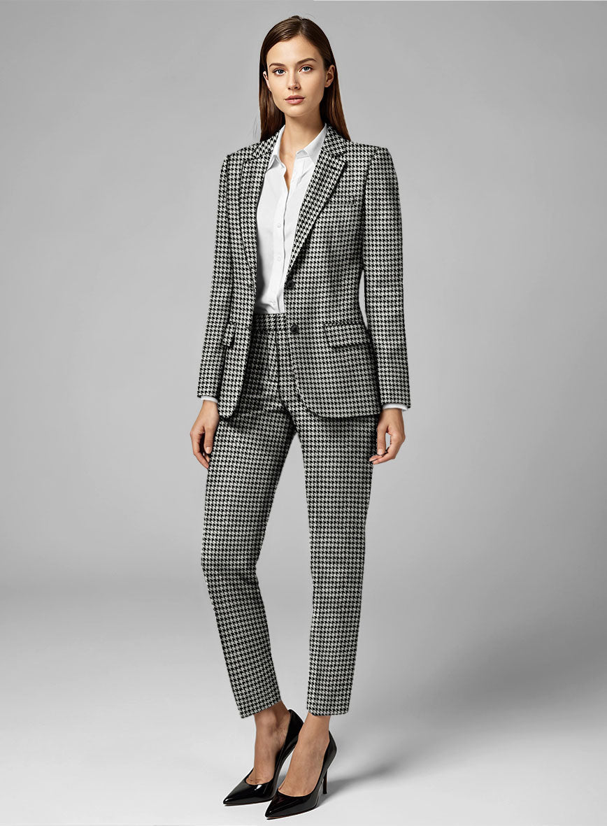 StudioSuits Women's Big Houndstooth BW Tweed Suit