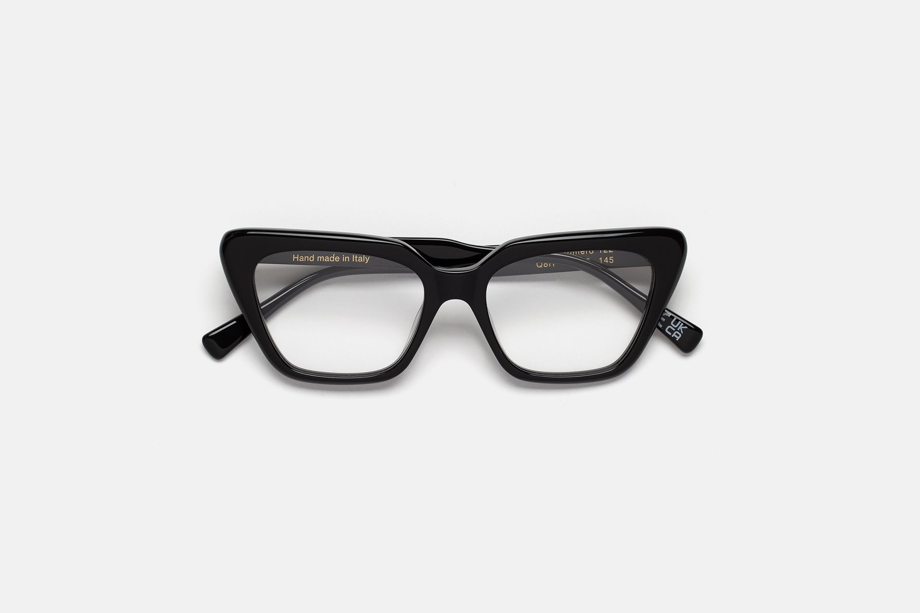 RETROSUPERFUTURE Numero 122 Black