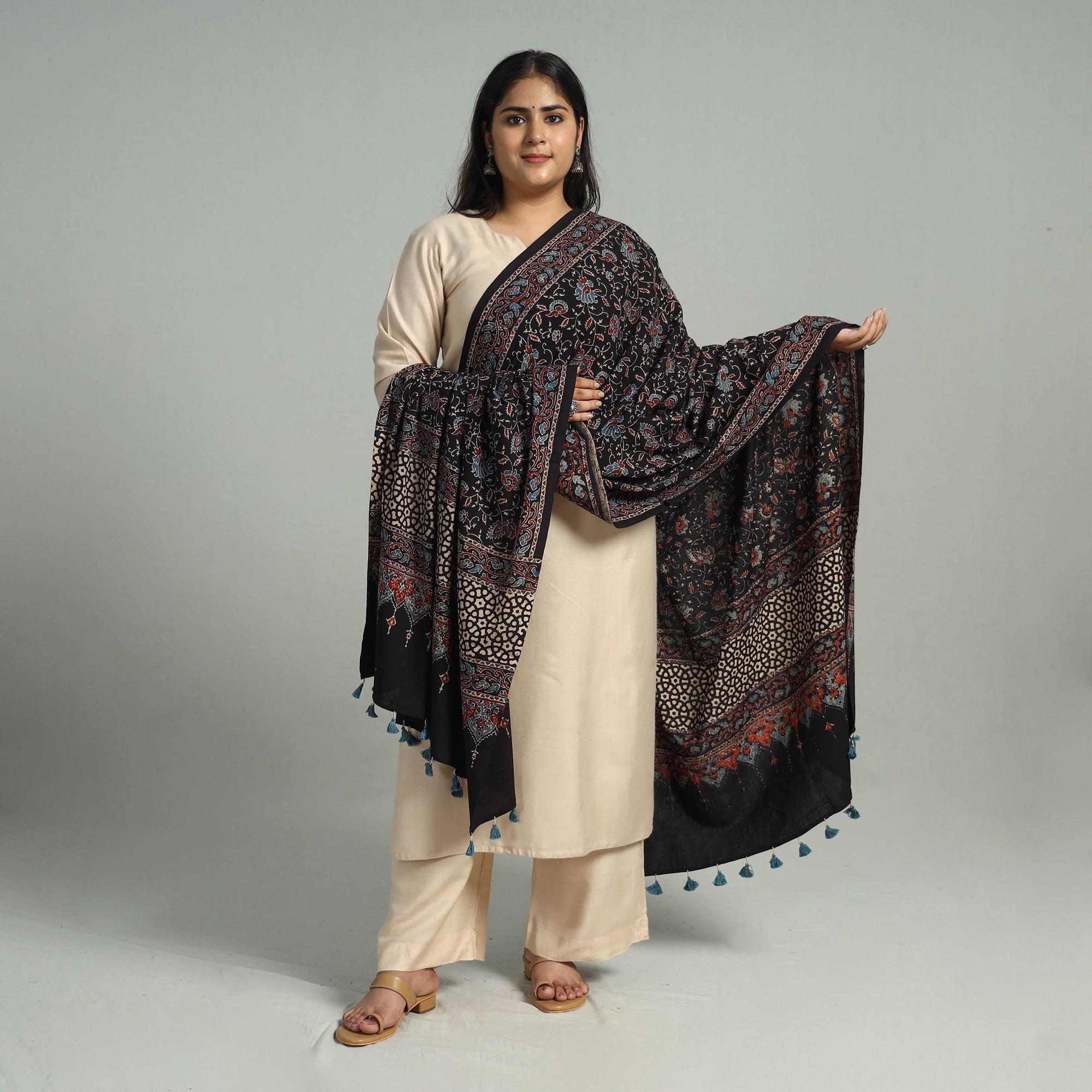 AJRAKH BY JABBAR KHATRI Black - Block Printed Cotton Ajrakh Dupatta 08 - view 2