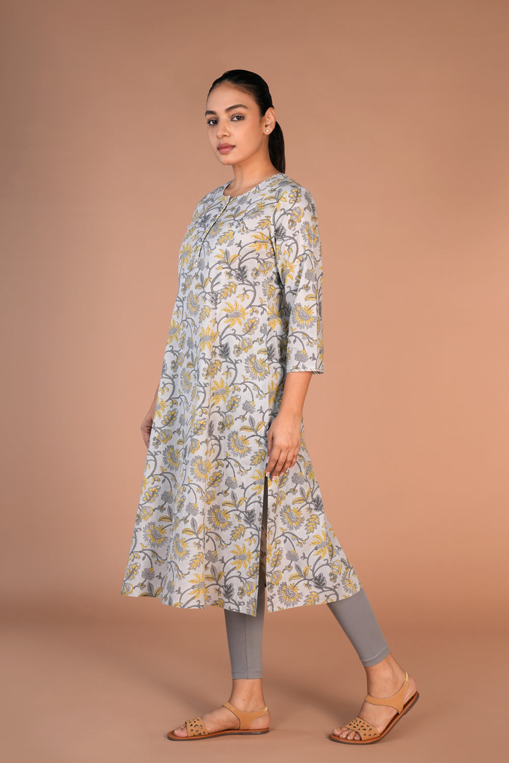 Kalanjali Ethnics Hand block printed cotton kurti - view 3