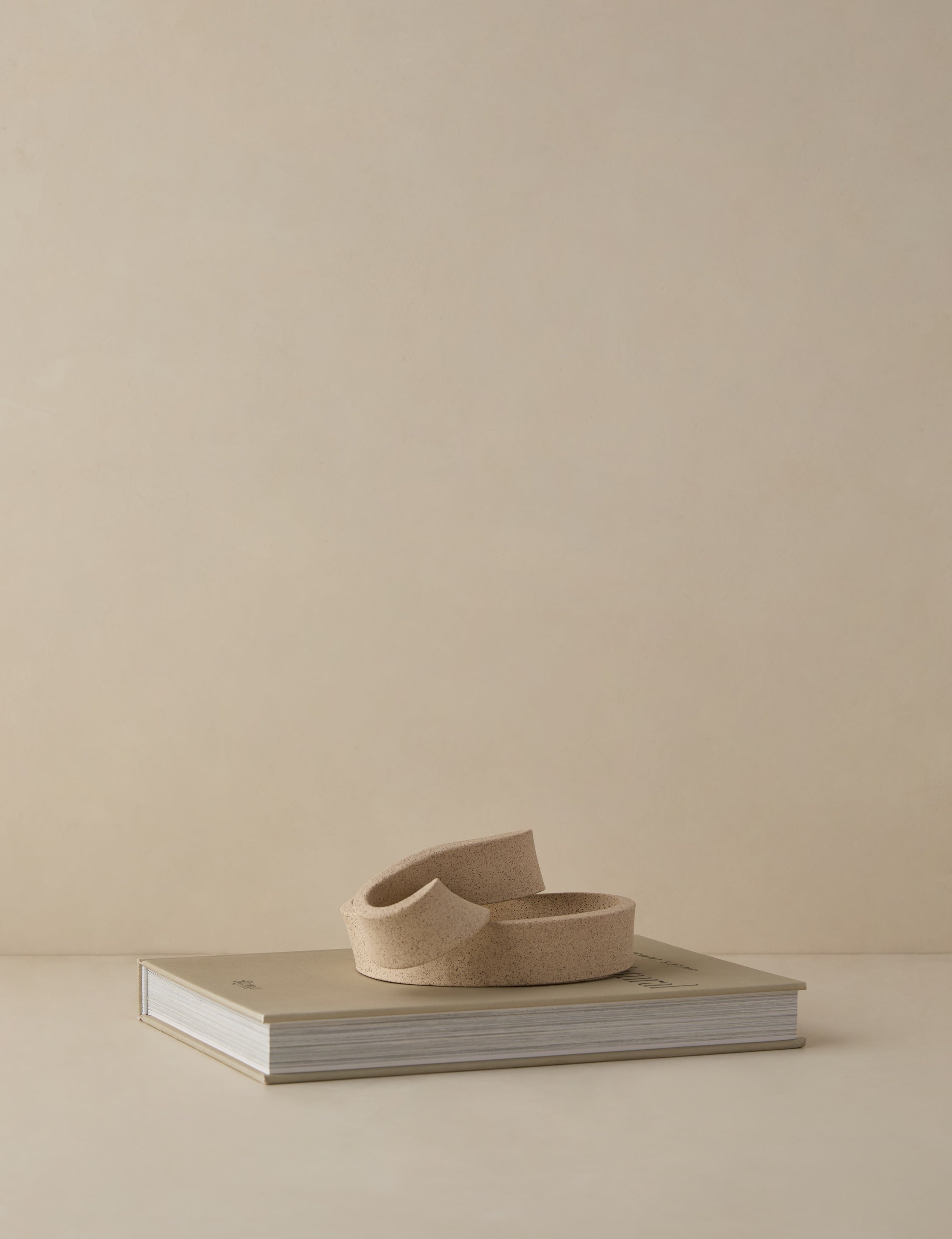 Lulu and Georgia Elas Art Object – Sand - view 2