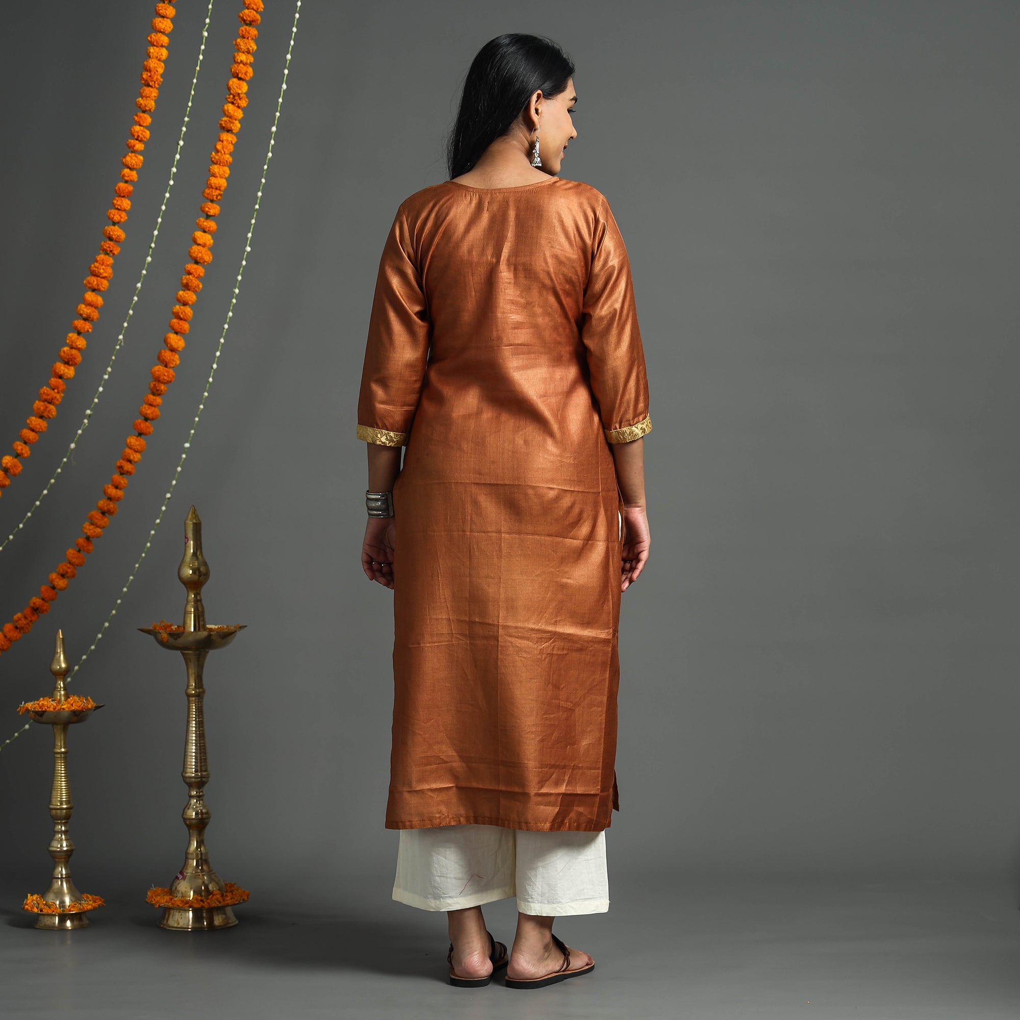 ITOKRI CASUALS Brown - Plain Tussar Silk Handloom Banarasi Patchwork Straight Kurta - view 4