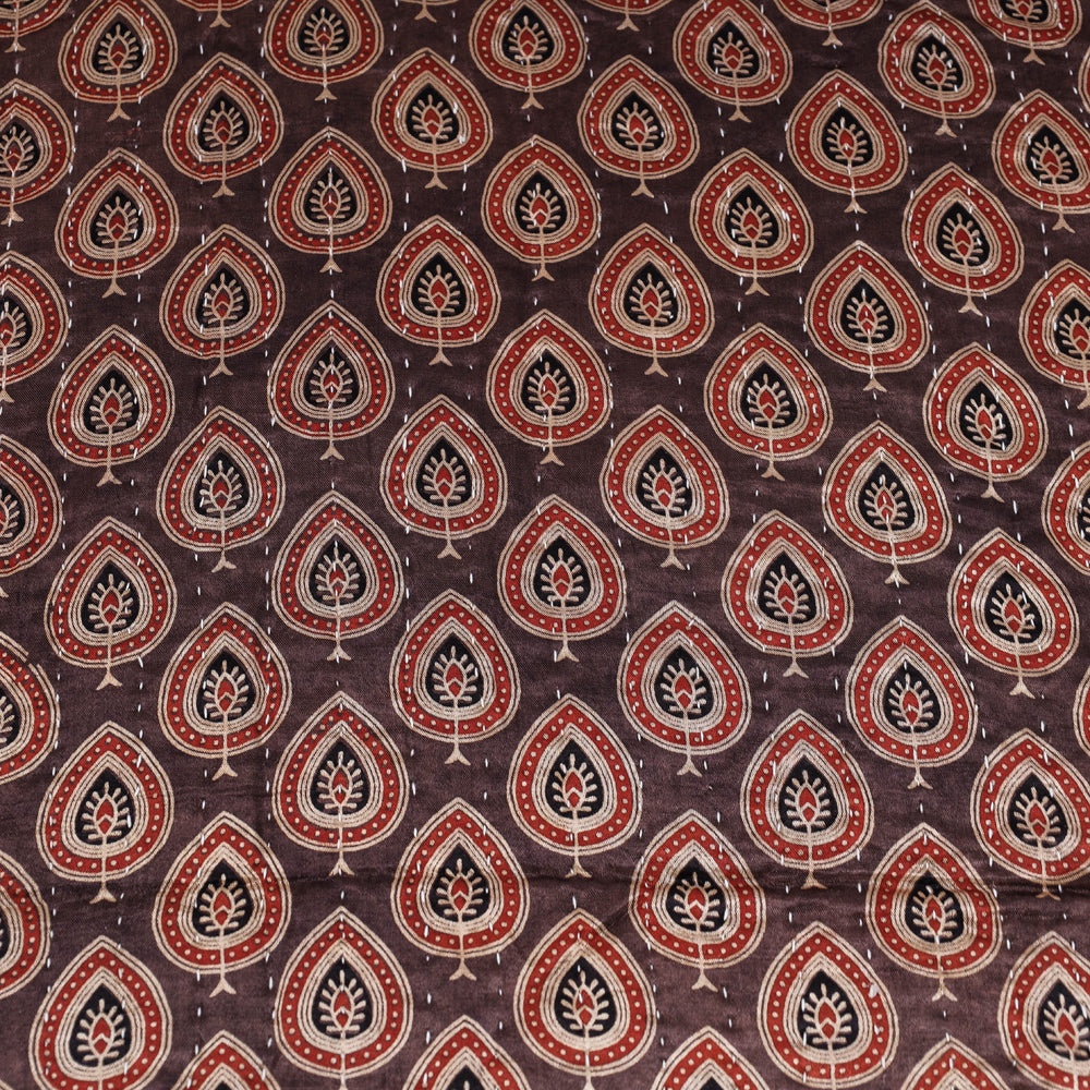 KACHCHH JI CHHAAP Brown - Reversible Kutch Tagai Embroidered Mashru Silk Double Bed Cover / Quilt (110 x 87 in) - view 5