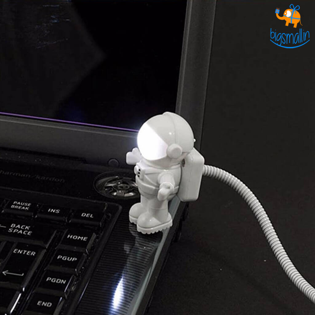 Porffitto Astronaut USB Night Light - view 7