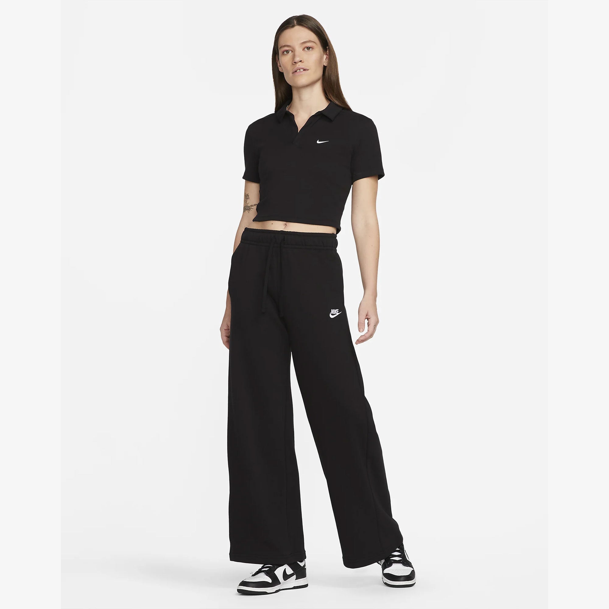 Nike | Sportswear Essential { Black/white - view 7