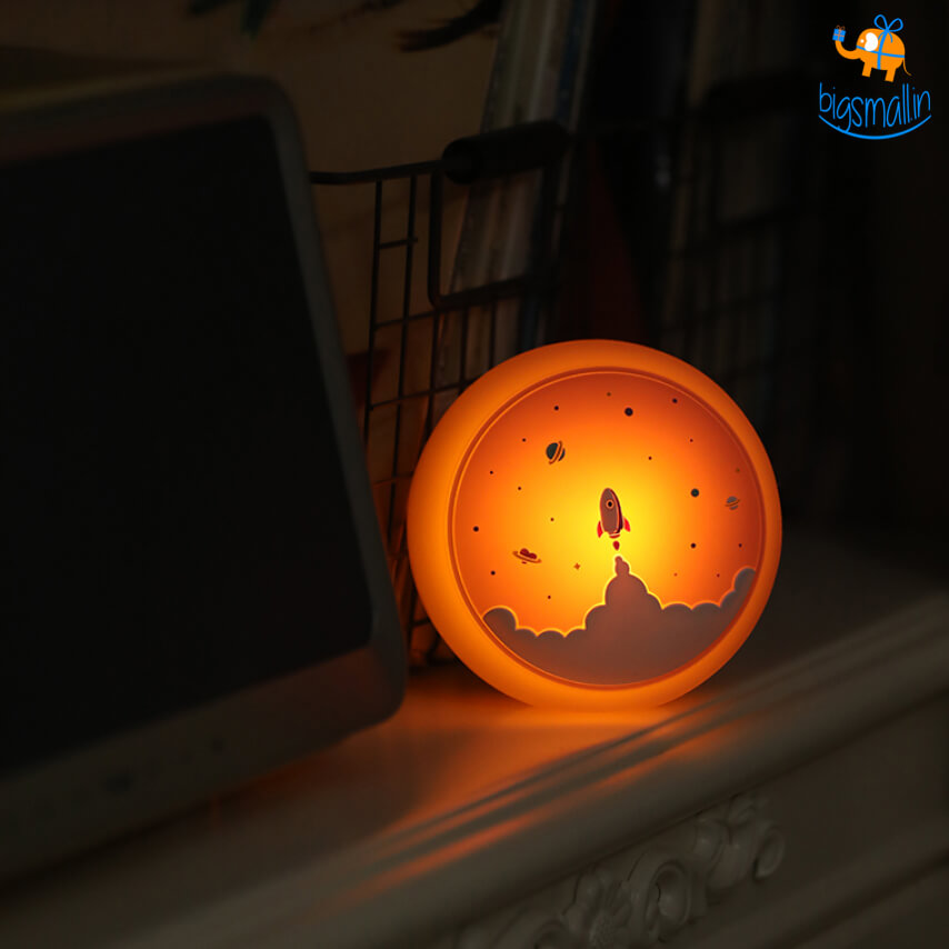 Bigsmall_hmk Space Rocket Night Lamp - view 3