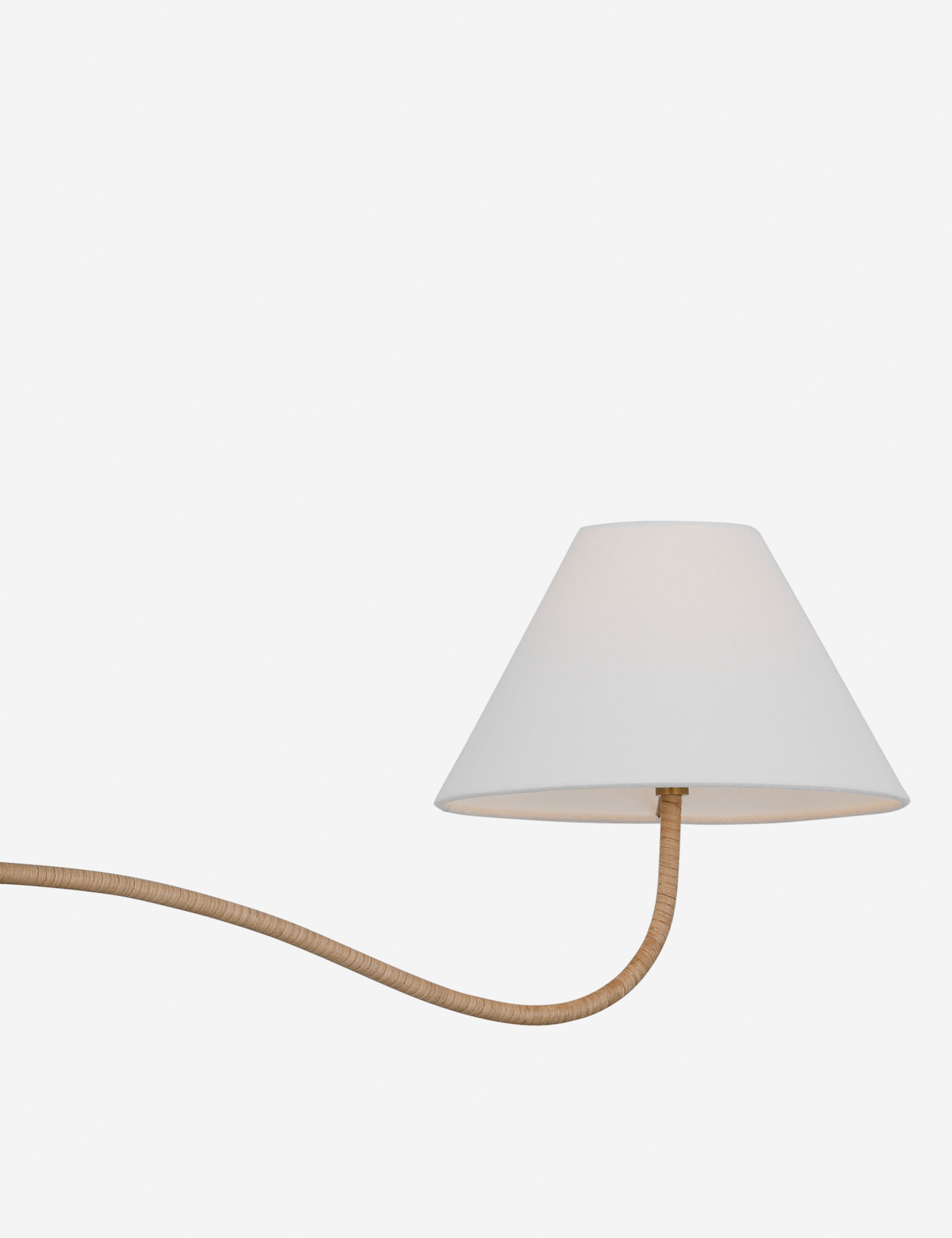 Lulu and Georgia Swanner Linear Chandelier – Brass - view 3