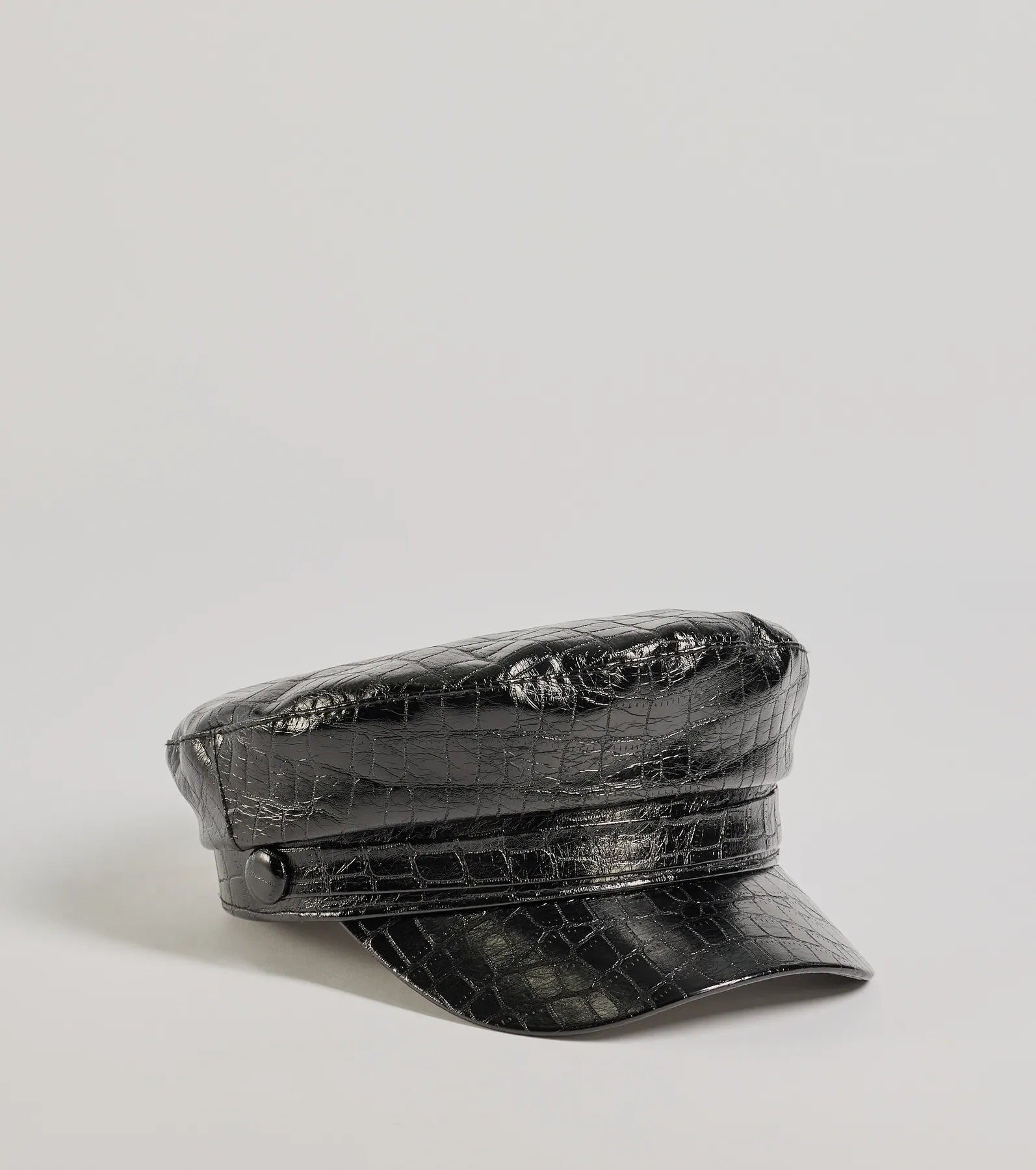 Windsor Edgy Sleek Croc-Embossed Cabby Hat – BLACK