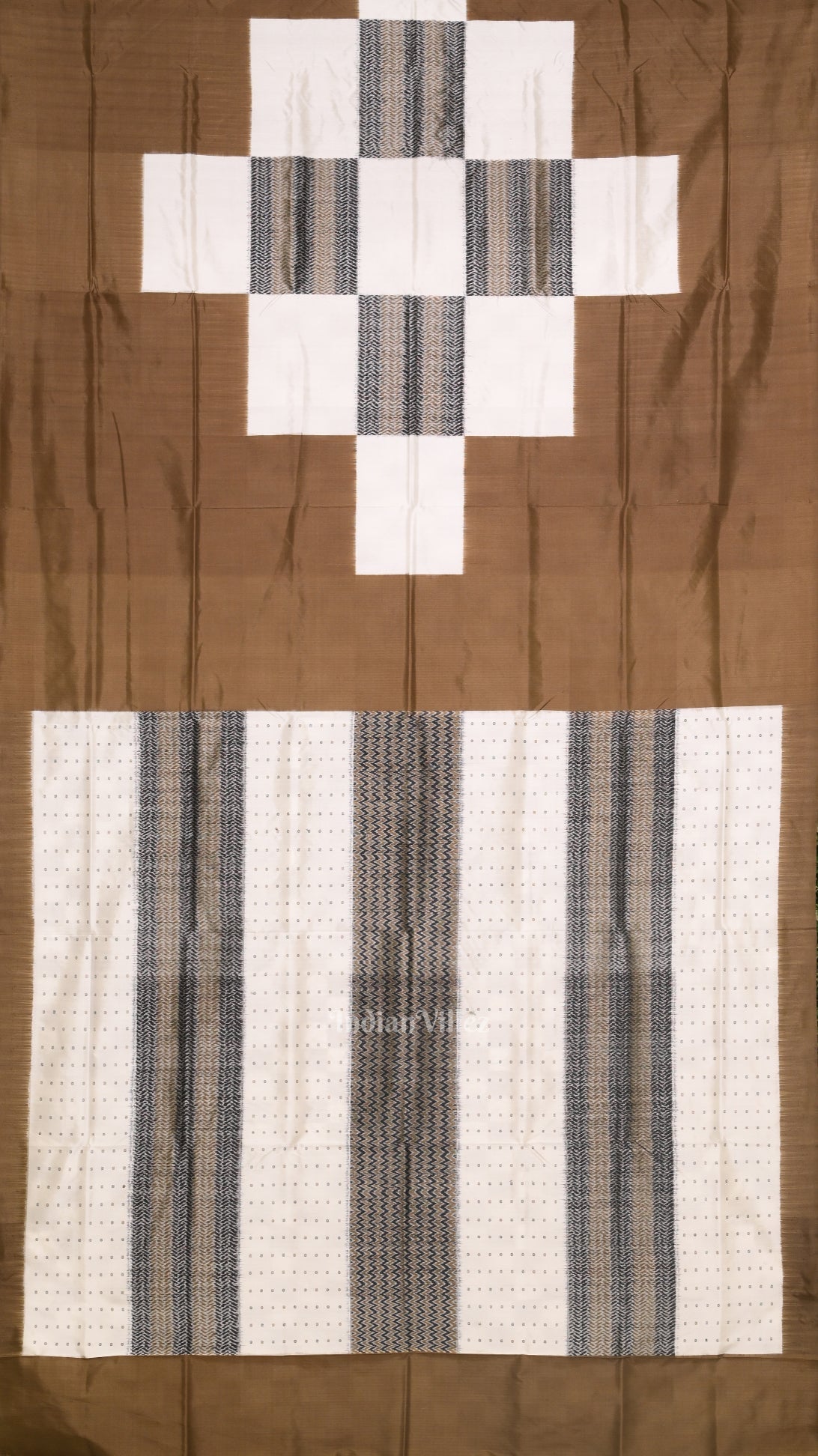 IndianVillèz Olive Green Black Pasapali Sambalpuri Ikat Silk Saree - view 4