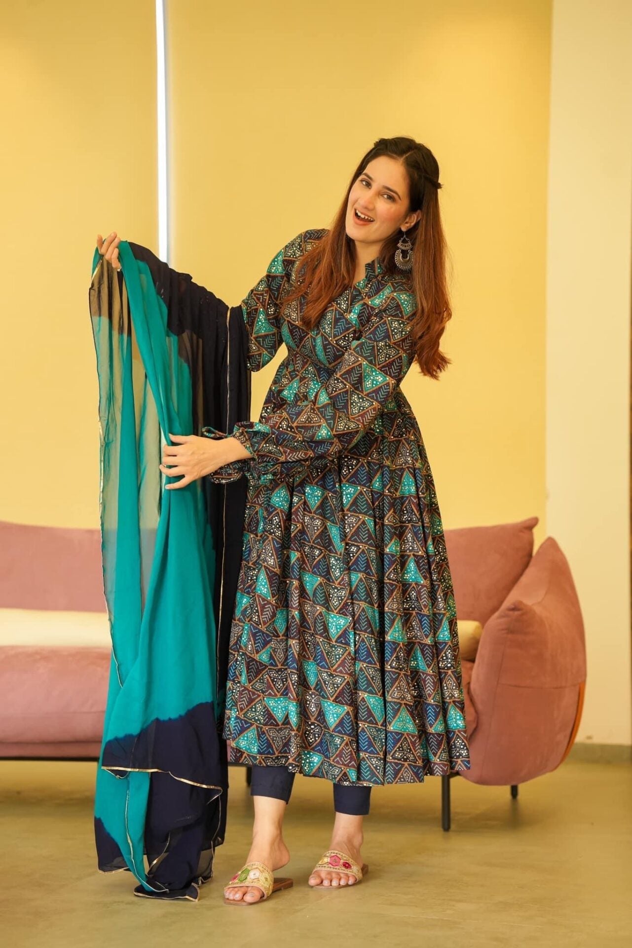 Idaho-o Saanvi blue suit set - view 2