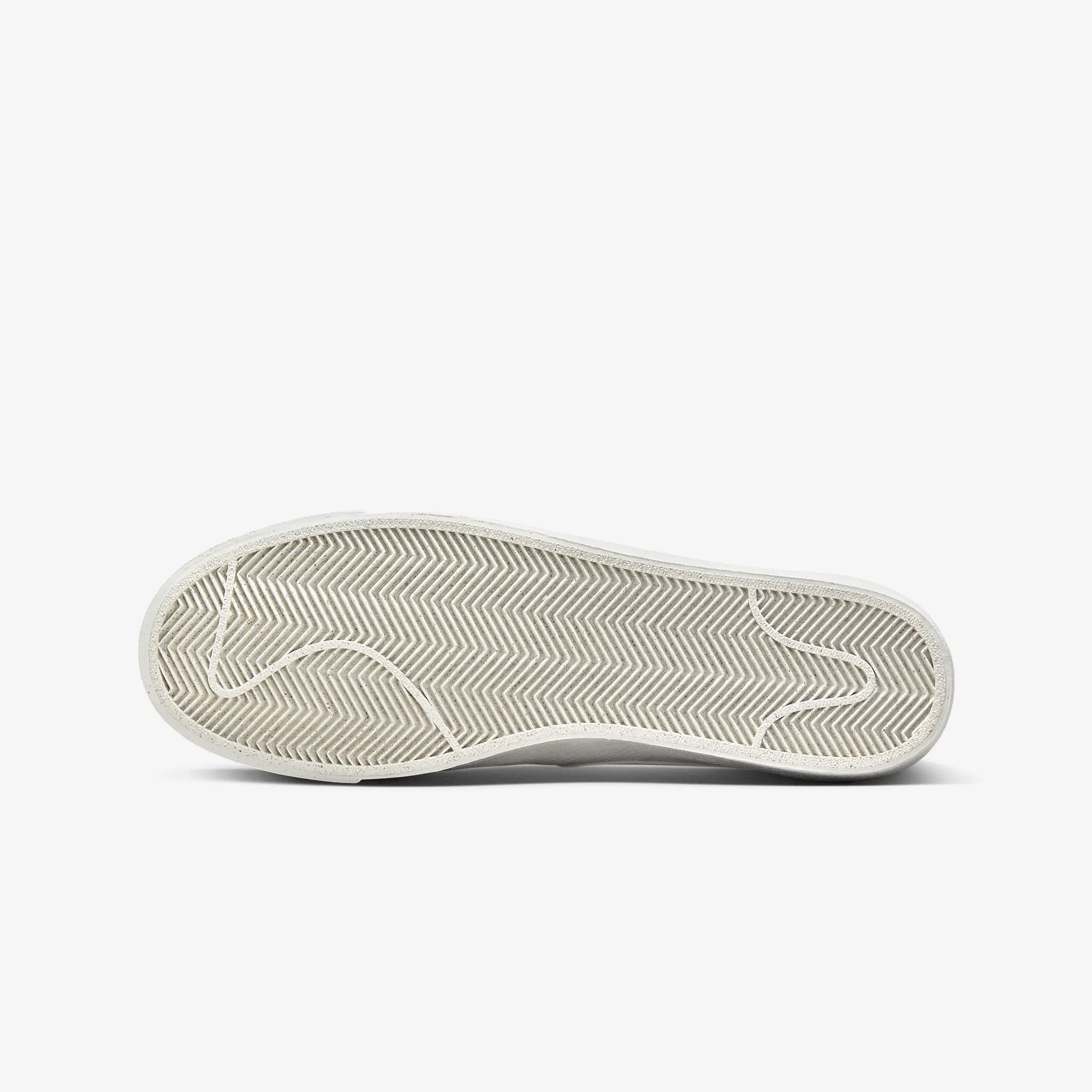 Nike | BLAZER LOW '77 PREMIUM { LIGHT BONE/PHANTOM - view 5