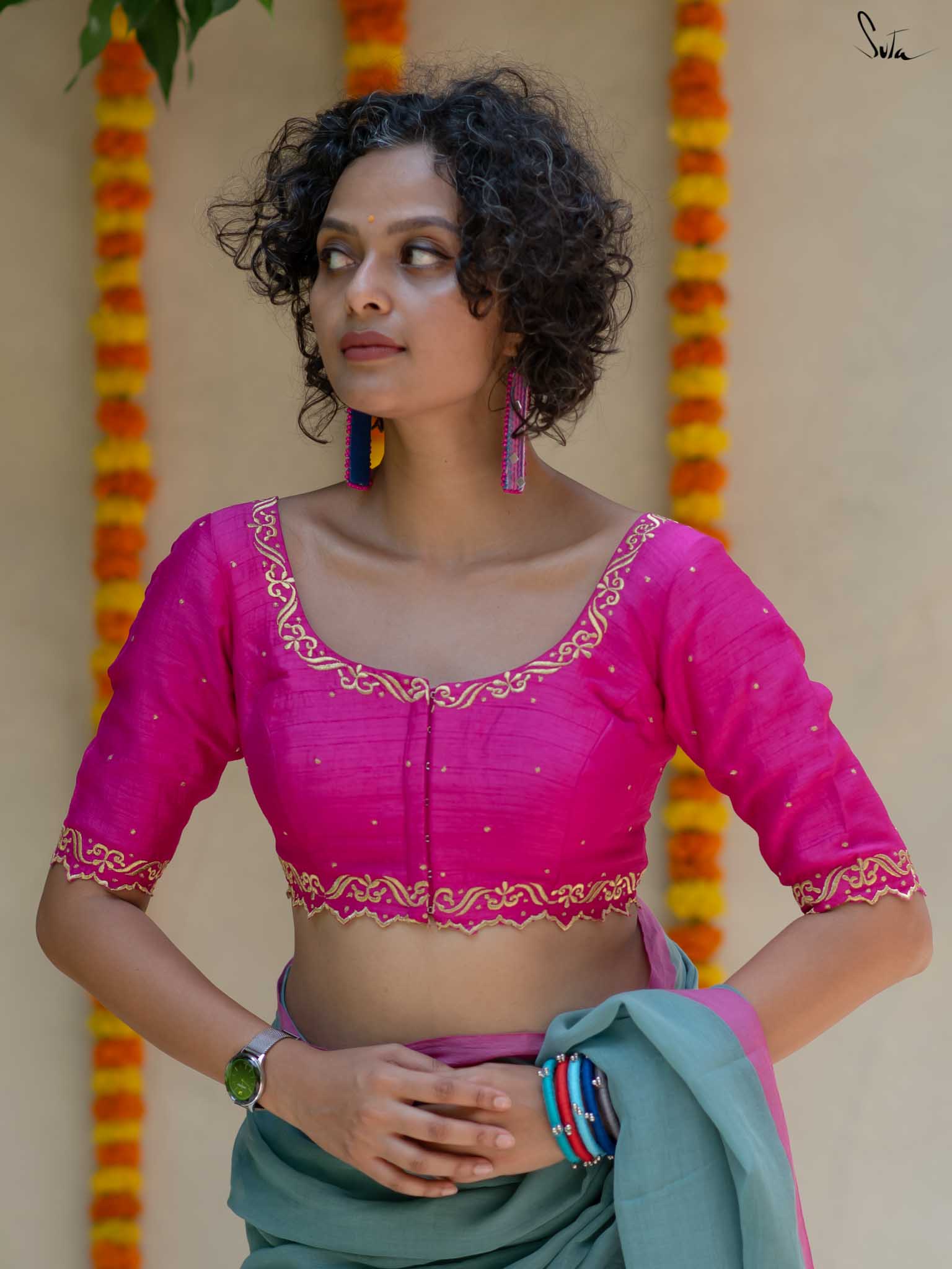 suta.in Gulaab ki Parchaai